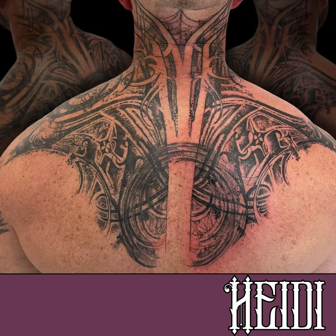 Precision and flow brought together in this new piece by Heidi.

For booking inquiries, reach out at heidi@missheidistattoo.com or use the link in bio.
.
.
.
#womenwhotattoo #orlandotattooartist #floridatattoos #blackwork #tattoosofinstagram #orlando