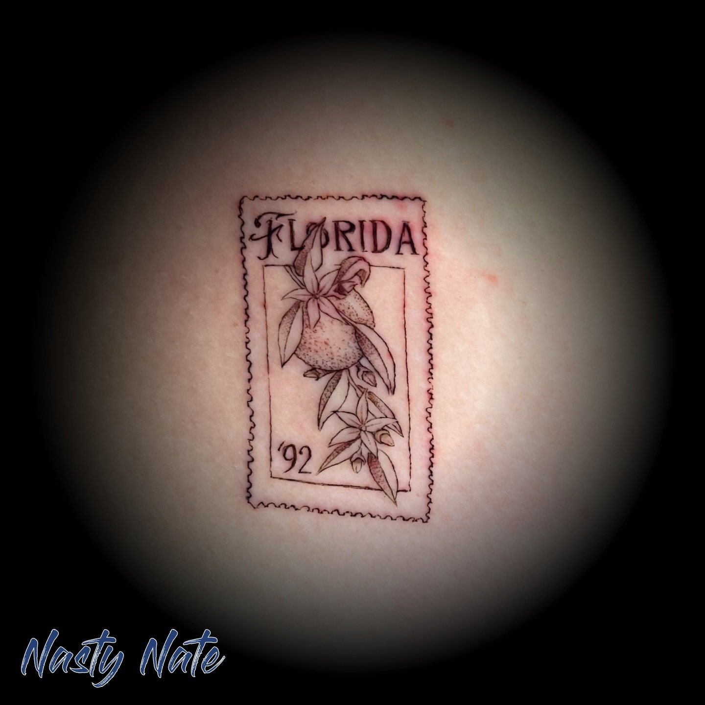 Delicate details by @tattoos_by_nastynate . ✨
Nothing beats the precision of fine-line work done right. 

Nate currently has openings, grab yours before they&rsquo;re gone!
Inquiries &amp; Booking:
🔗 Link in Bio
📱 Text/Call: (407) 296 8860
📧 heidi