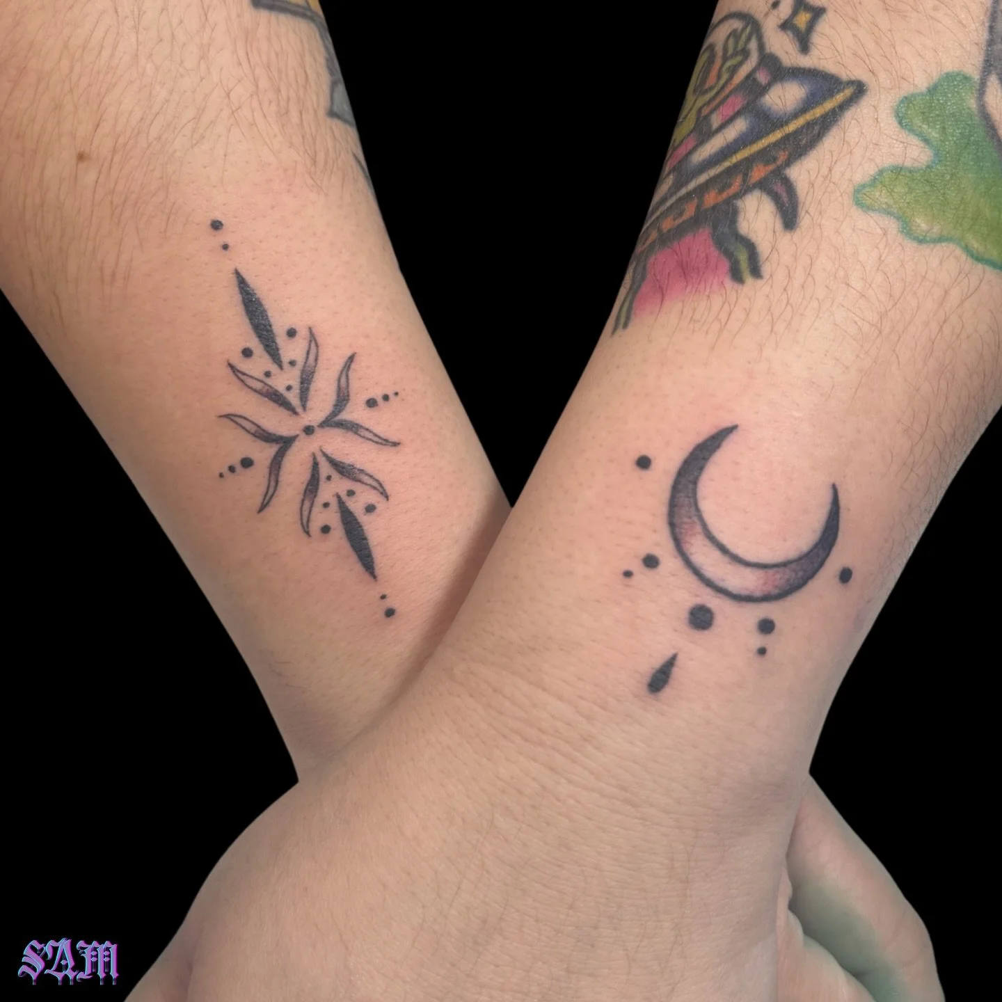 Inked flash designs by @samjadeink ! ✨ Ready to add a new piece to your collection? Explore Sam&rsquo;s portfolio on our profile and follow her to catch future design drops.

Inquiries &amp; Booking:
🔗 Link in Bio
📱 (407) 296-8860
📧 heidi@missheid