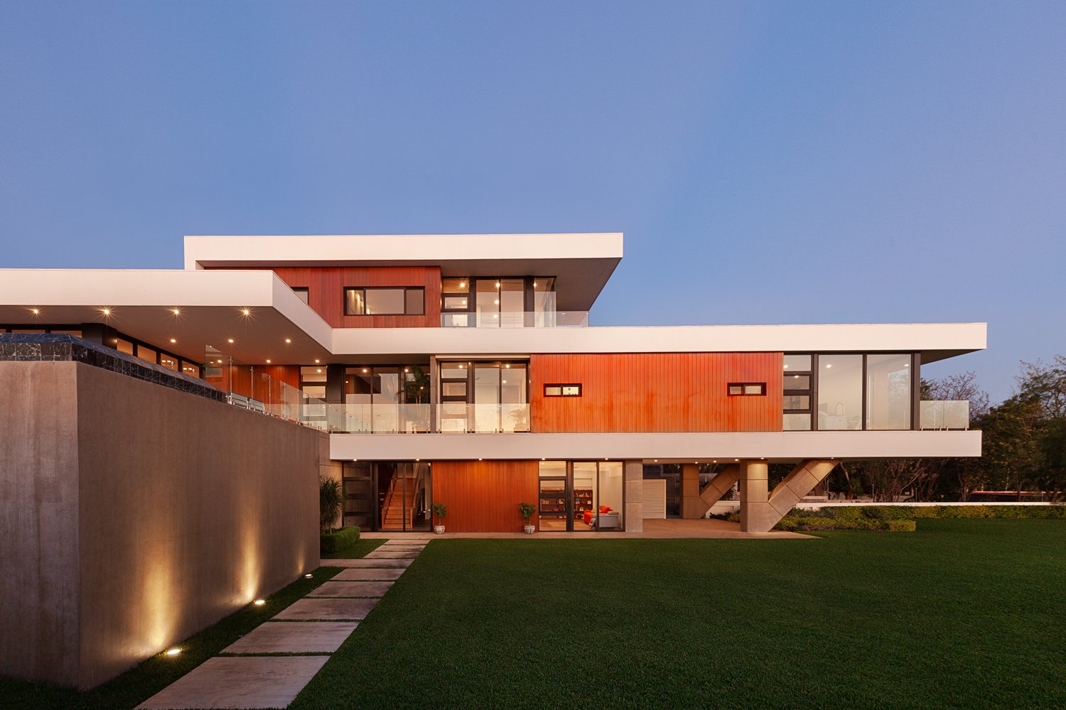 VALLEYVIEW RESIDENCE