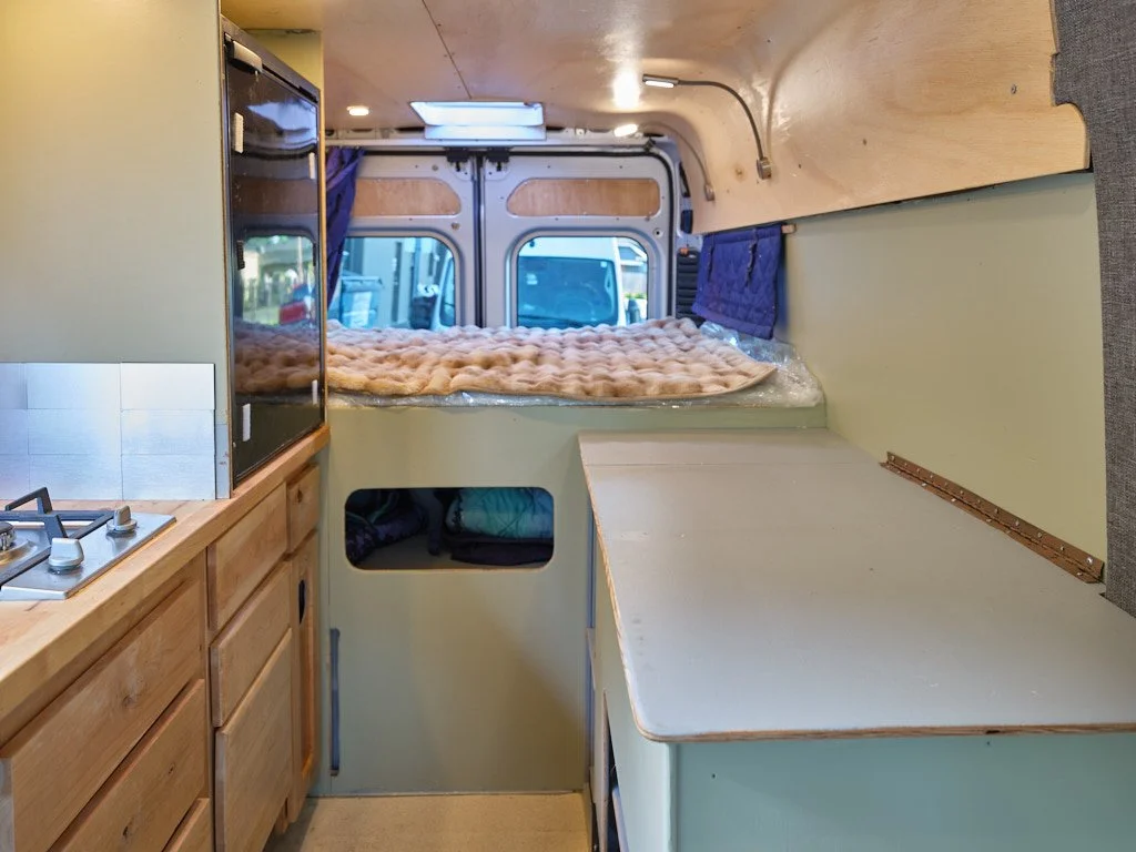04 - bed and bench.jpg