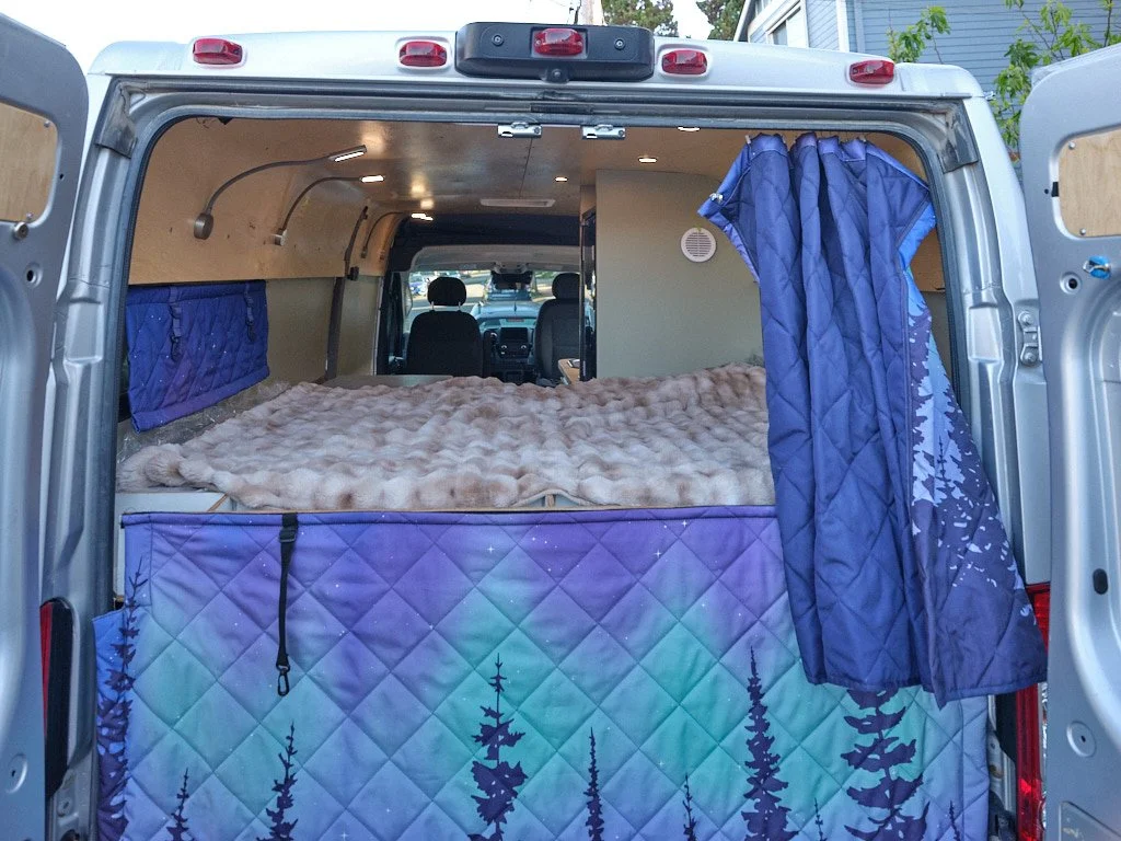 02 - rear doors open bed.jpg