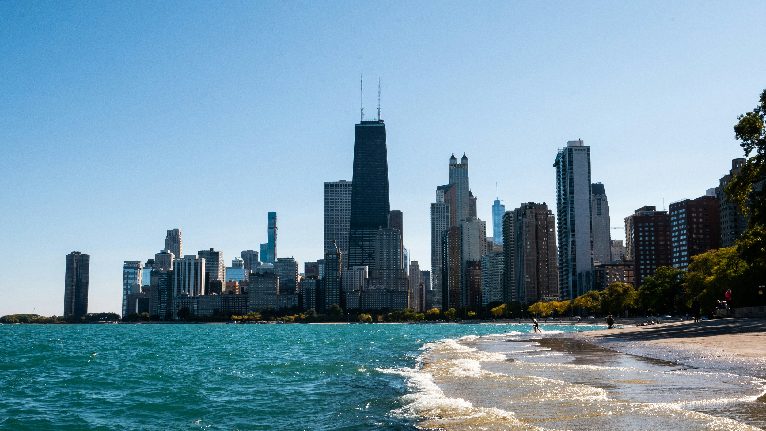 Chicago Lakefrontdylan-lapierre-xYExw4Mrc5g-unsplash[18].png