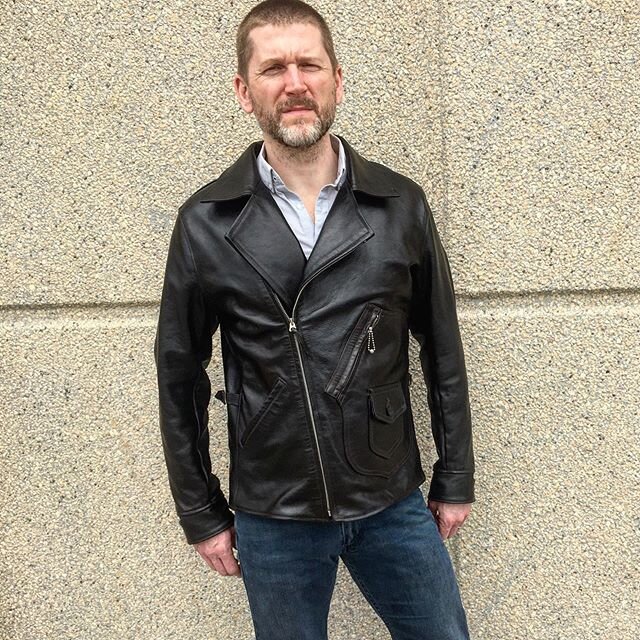 NorShor Sunburst in brown horse hand dyed to black with NOS cat&rsquo;s eye buttons, Talon M42 zipper, and wool lining. 
www.norshorleatherjackets.com
Contact: 
sales@norshorleatherjackets.com

#norshorleather#norshorleatherjackets#vintageleatherjack