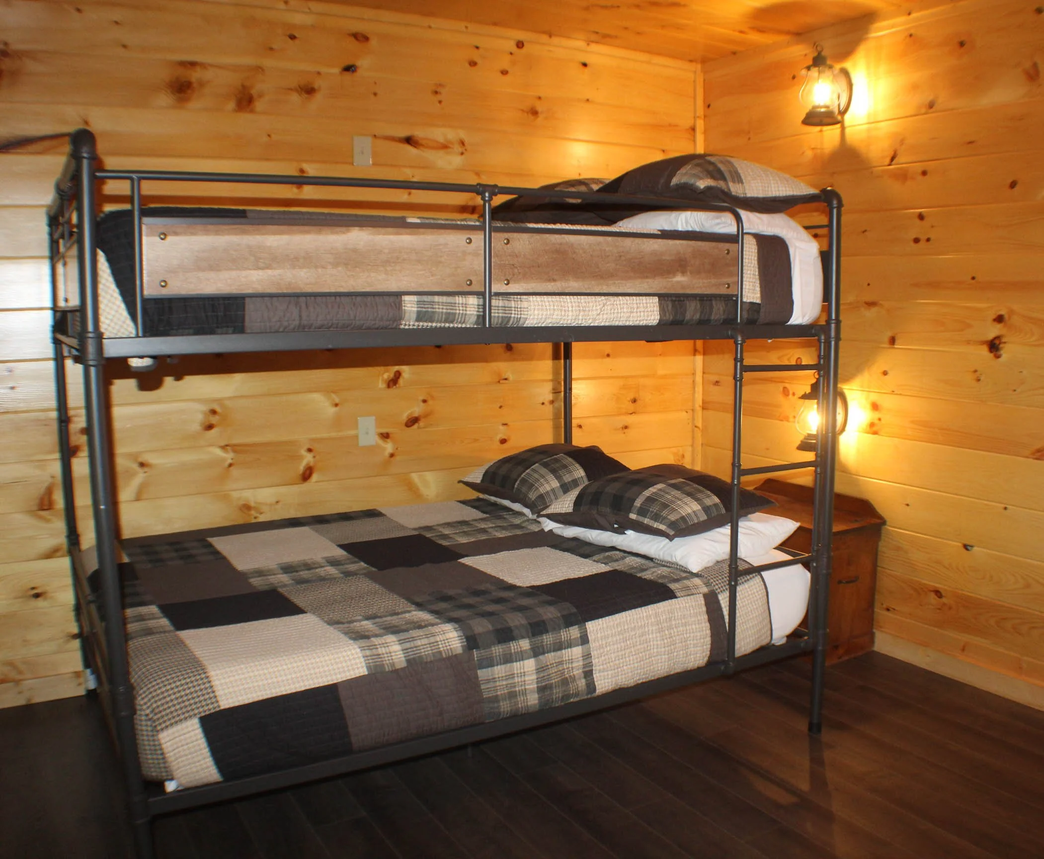 15_BunkBeds.jpg