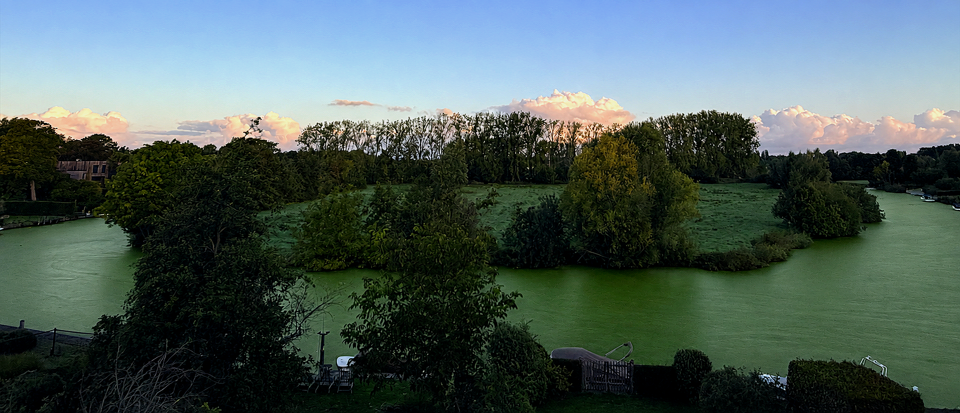 exec-22a70bfa-8e8b-448a-b35d-2c13557bde34.png