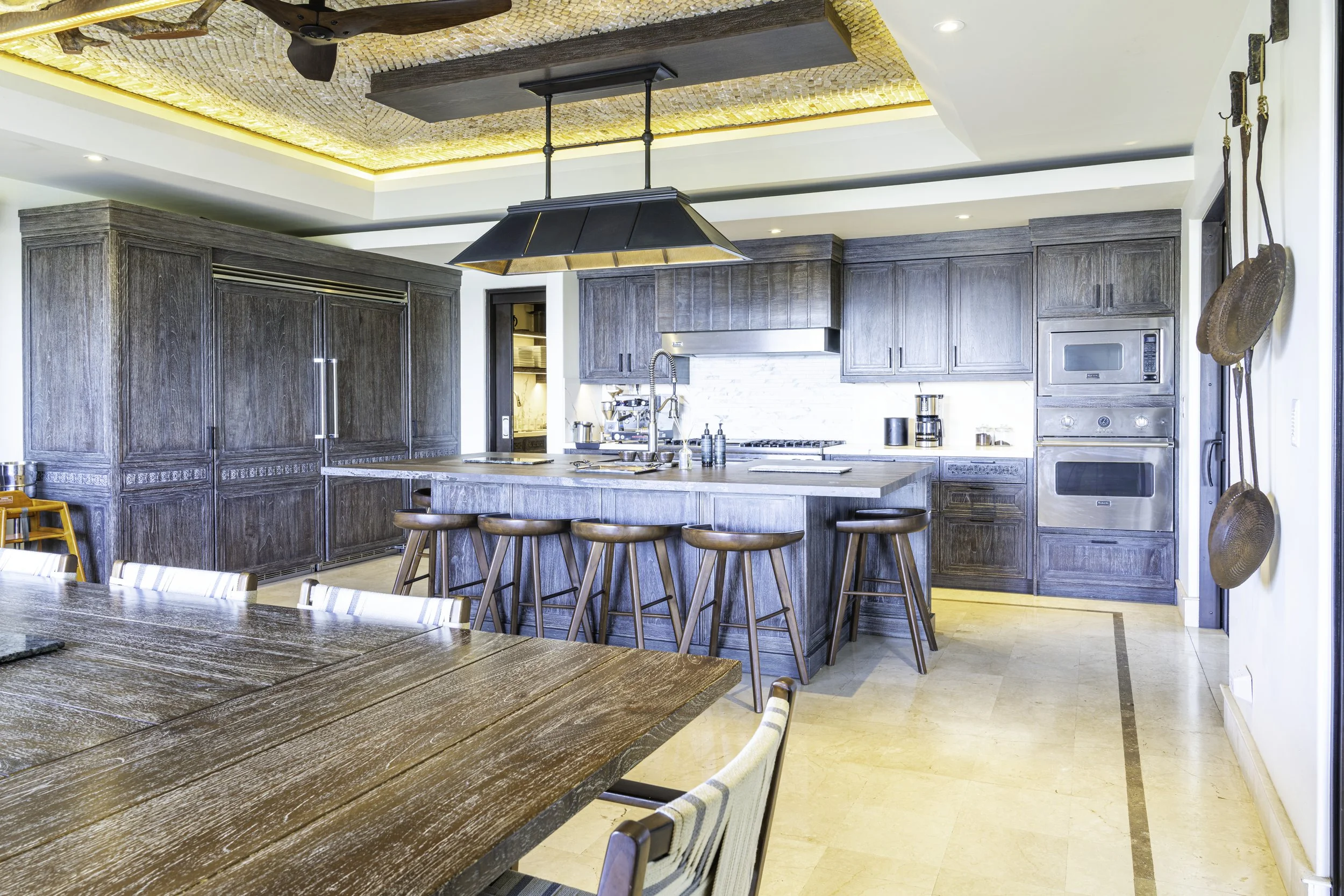 Can I pre-stock groceries in my Las Catalinas Villa?