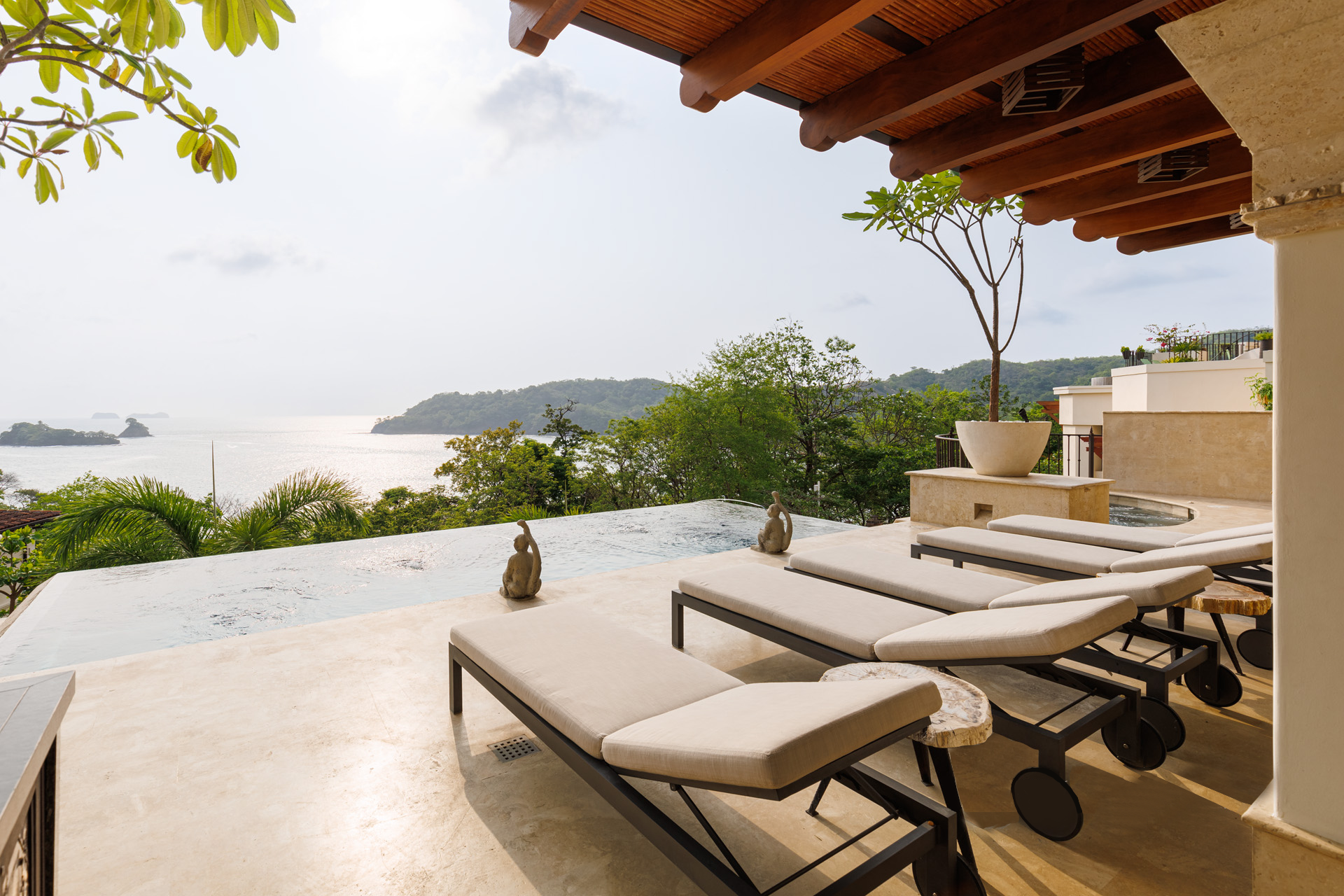 Las Catalinas vs. Tamarindo for a luxury group trip in Costa Rica