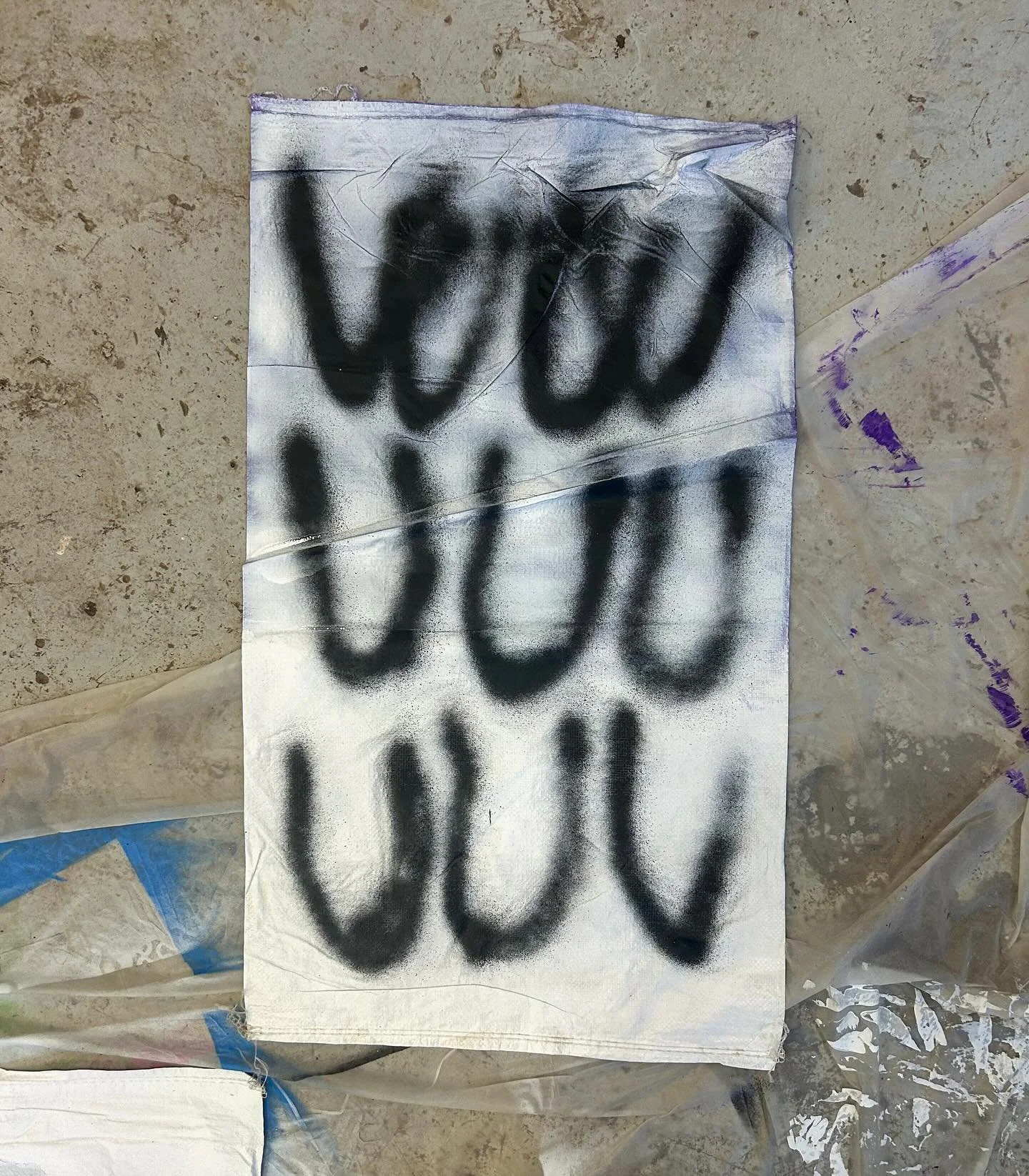 #atelier #automaticdrawing #plastic