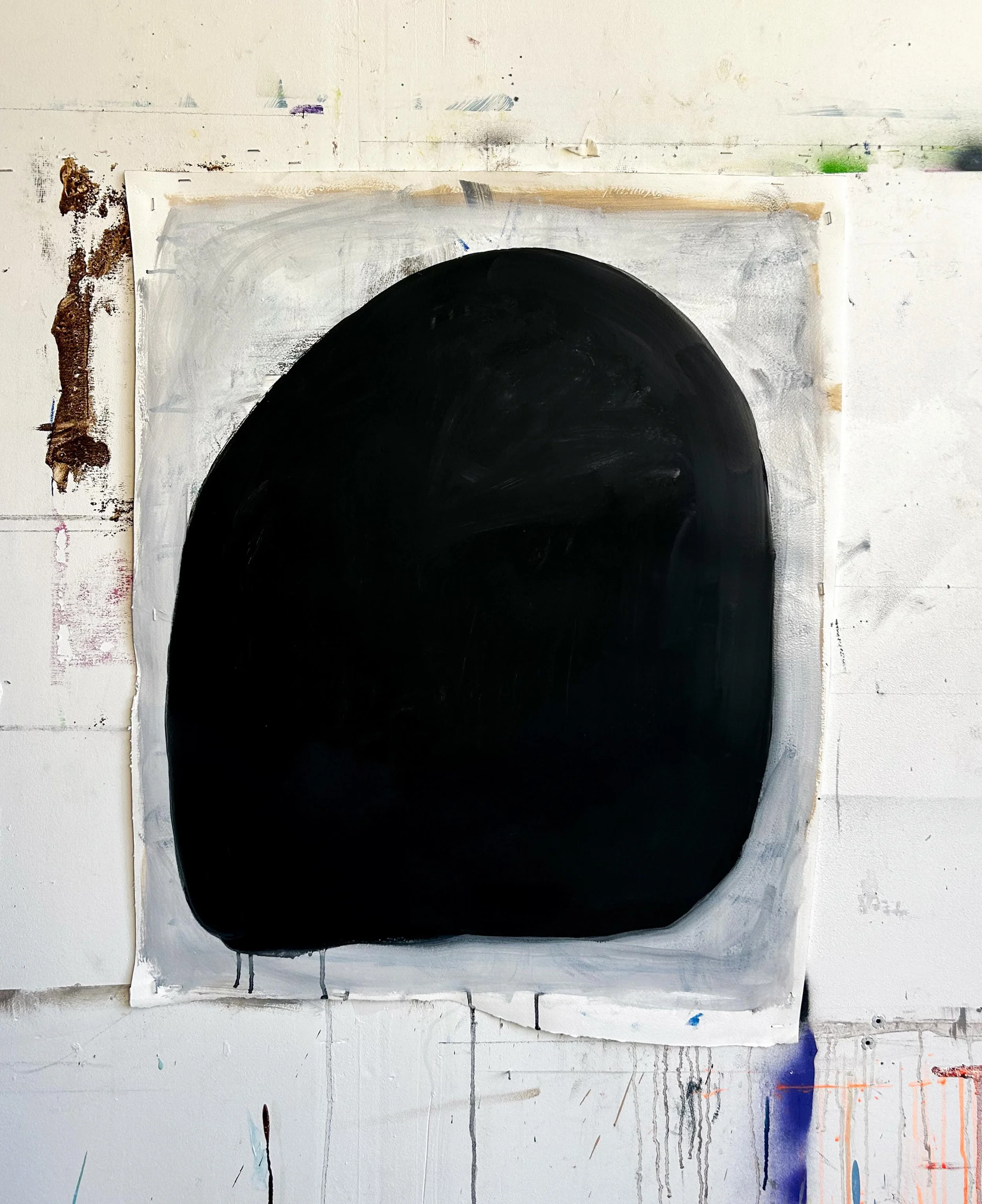 noir. #floating #painting #atelier