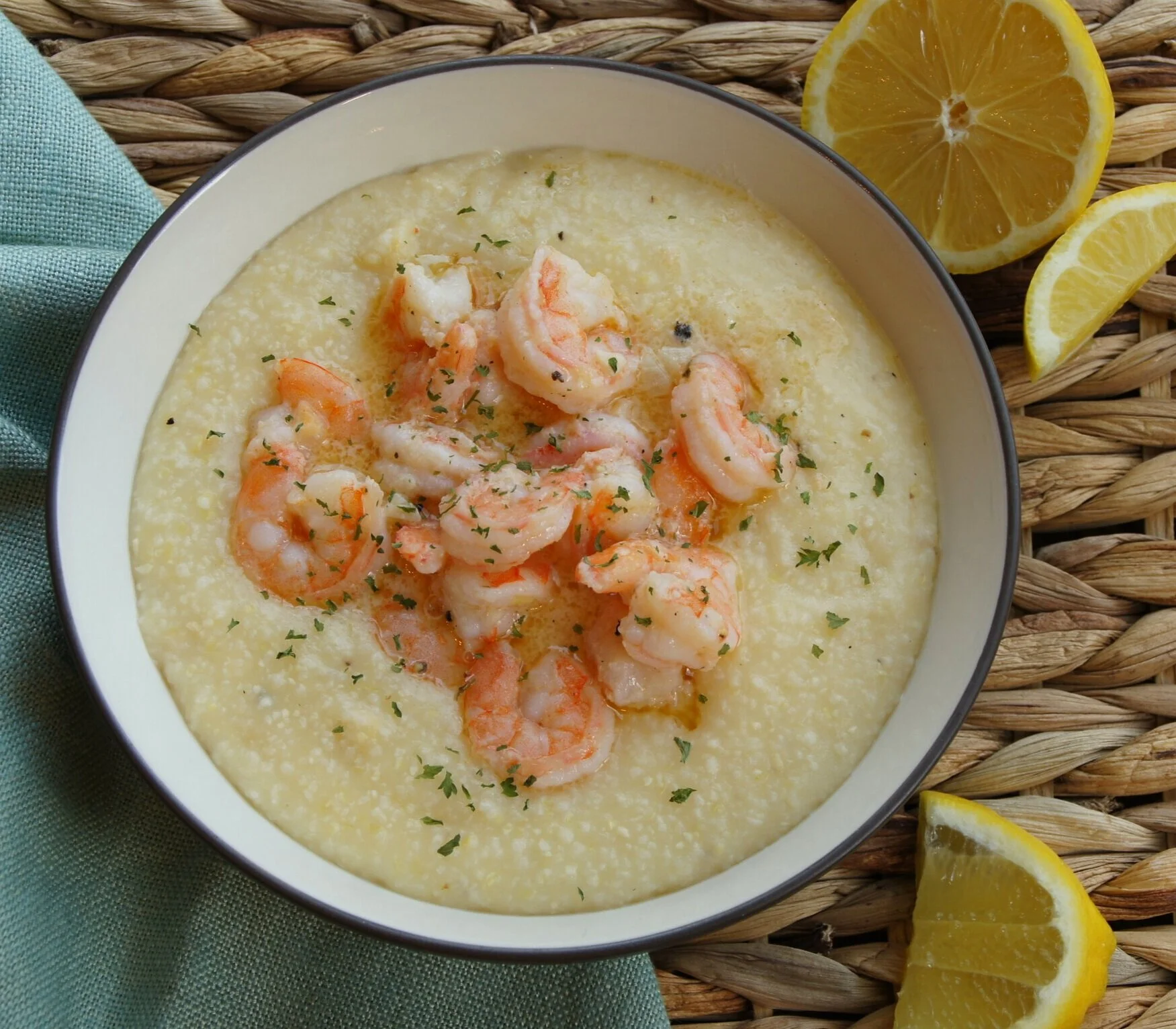Lemon Garlic Shrimp & Grits — Land of 10,000 Recipes