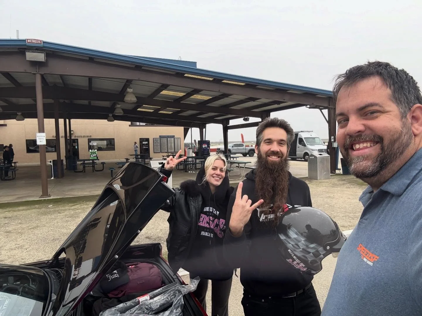 Thanksgiving tradition went as expected. Always a great time with the @speedsf_track_events family. Made some new friends visiting from Germany. Had the pleasure of showing @ksidiras and @sheisxx Buttonwillow and Sonoma Raceway. Drove a few fun cars 