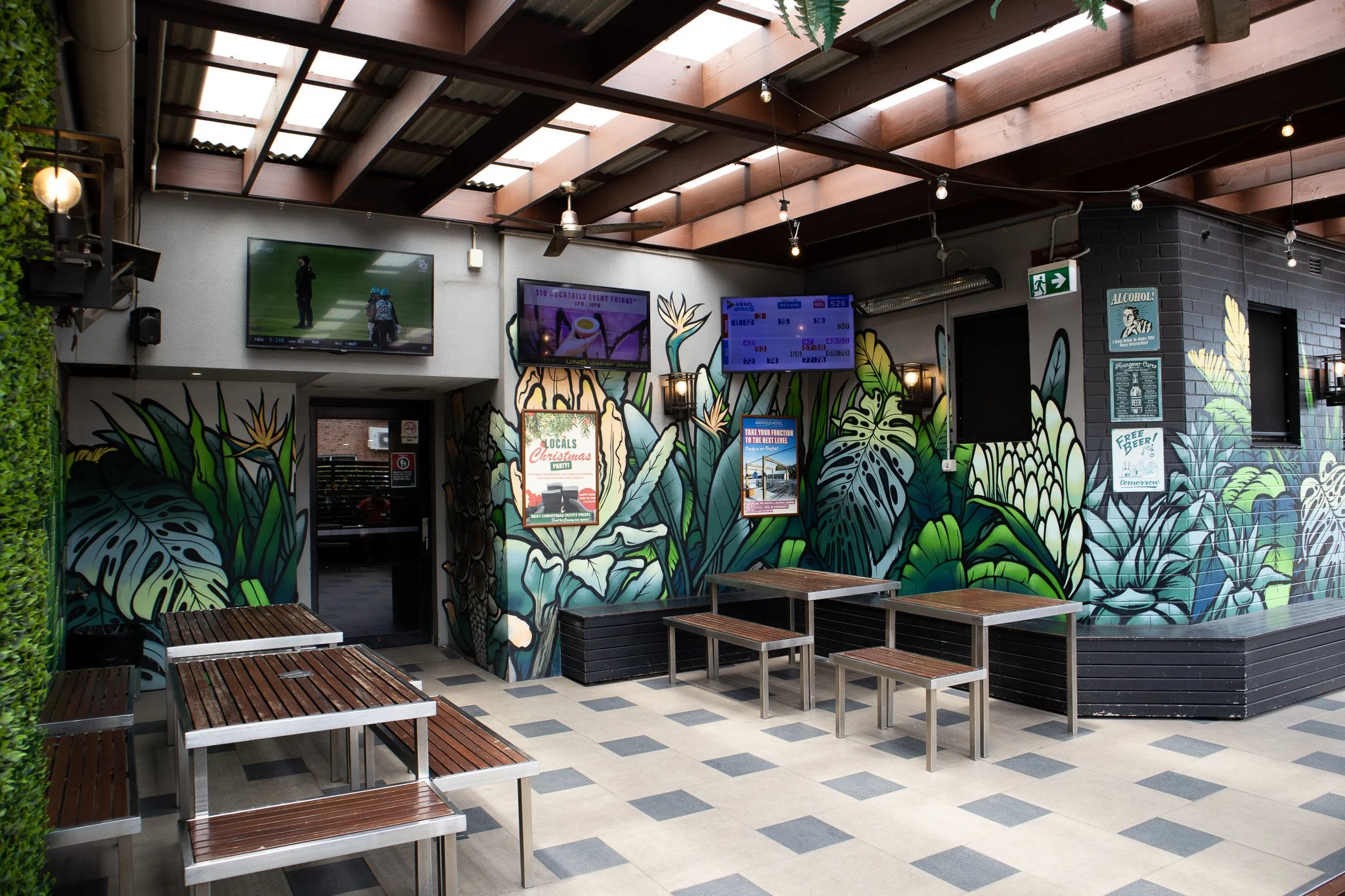 Big night for the Matildas 🇦🇺⚽

Catch the Asian Cup Final LIVE tonight from 8PM at Mayfield Hotel 👏

We&rsquo;re backing the girls alongside @mayfieldtigers 💪

🍽️ Pop down for dinner beforehand &amp; get settled
📺 Screens on from 7:30PM
🍻 Drin