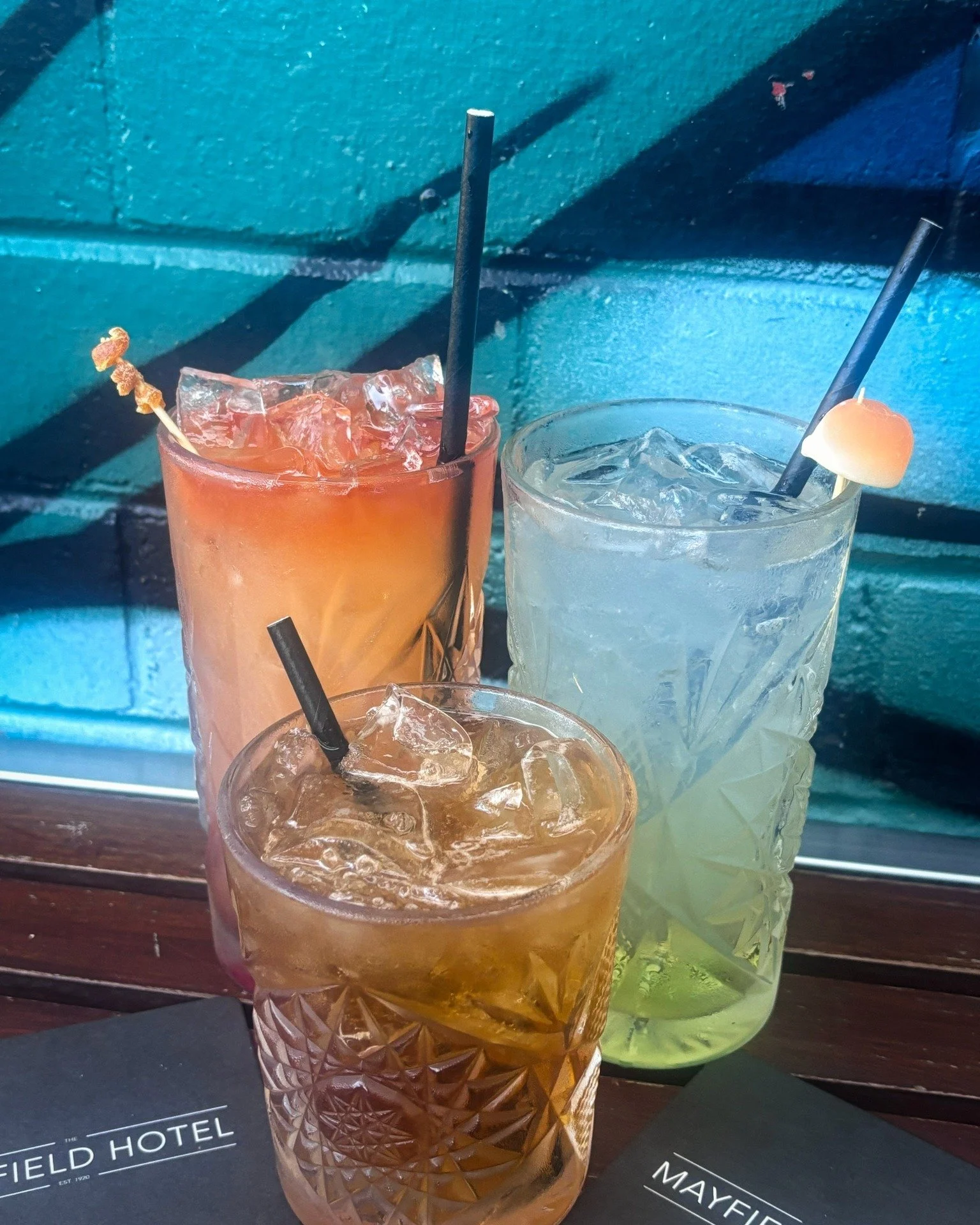 Kickstart your Friday night with $12 cocktails 4&ndash;10pm 🍹