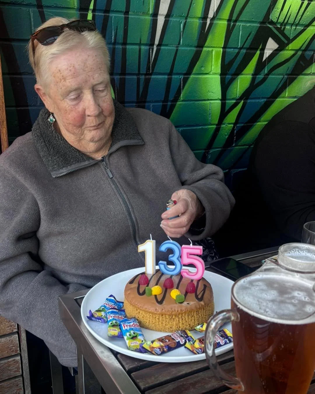Happy Birthday, to one of our beautiful locals &hearts;️
We appreciate the laughs you always bring to the Venue!
