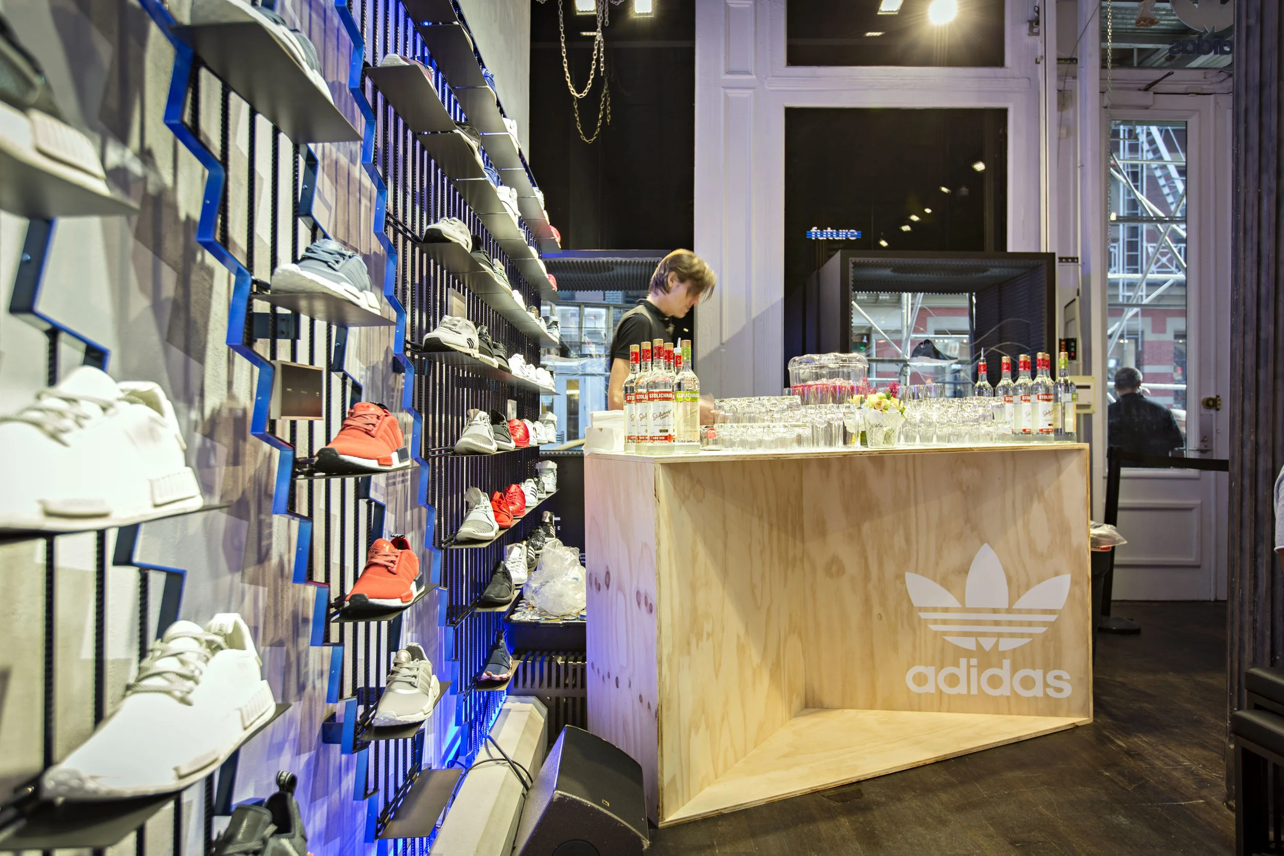 Adidas-03.jpg