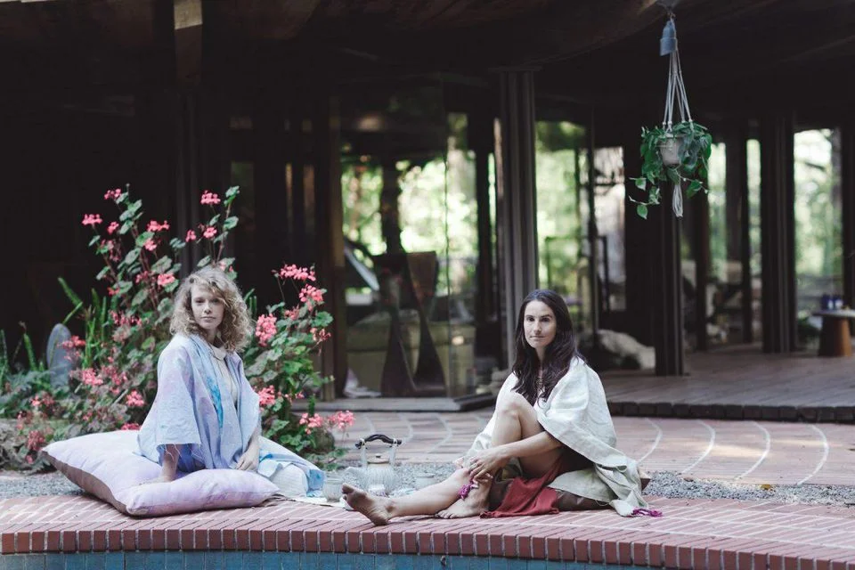 https___blogs-images.forbes.com_warrenbobrow_files_2019_06_MoonCloth-Founder-CEO-Sarah-Harf-left_-Co-Founder-Kelsi-Lavicka-right_Photo-By-JENNIFER-SKOG-1200x800.jpg