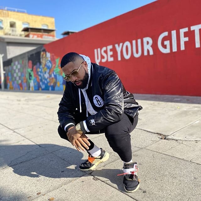 Aight 2020. No brakes. All gas. Harlowe in West Hollywood tonight. Rare P71 appearance Saturday for Trevs bday. Sunday i got something cookin i cant wait to tell yall about, oh & @brunch2bomb tix for this month go on sale at noon! I want them tha