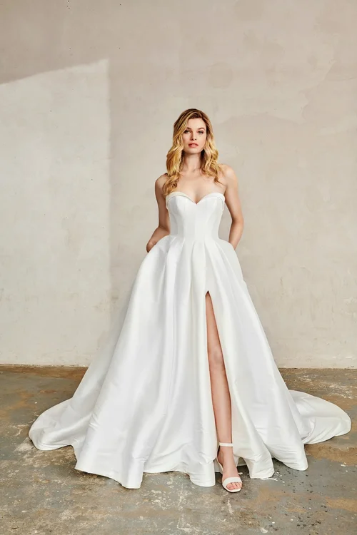 kelly wedding dress designer Inspired is an understatement, this is Grace Kelly's wedding