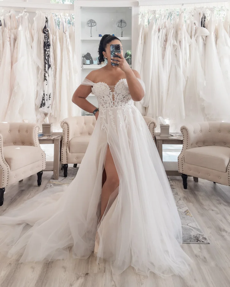 White Blossom Bridal Exclusive Gowns Wedding Dresses Orlando: White Blossom Bridal White Blossom Bridal Exclusive Gowns Wedding Dresses Orlando: White Blossom Bridal
