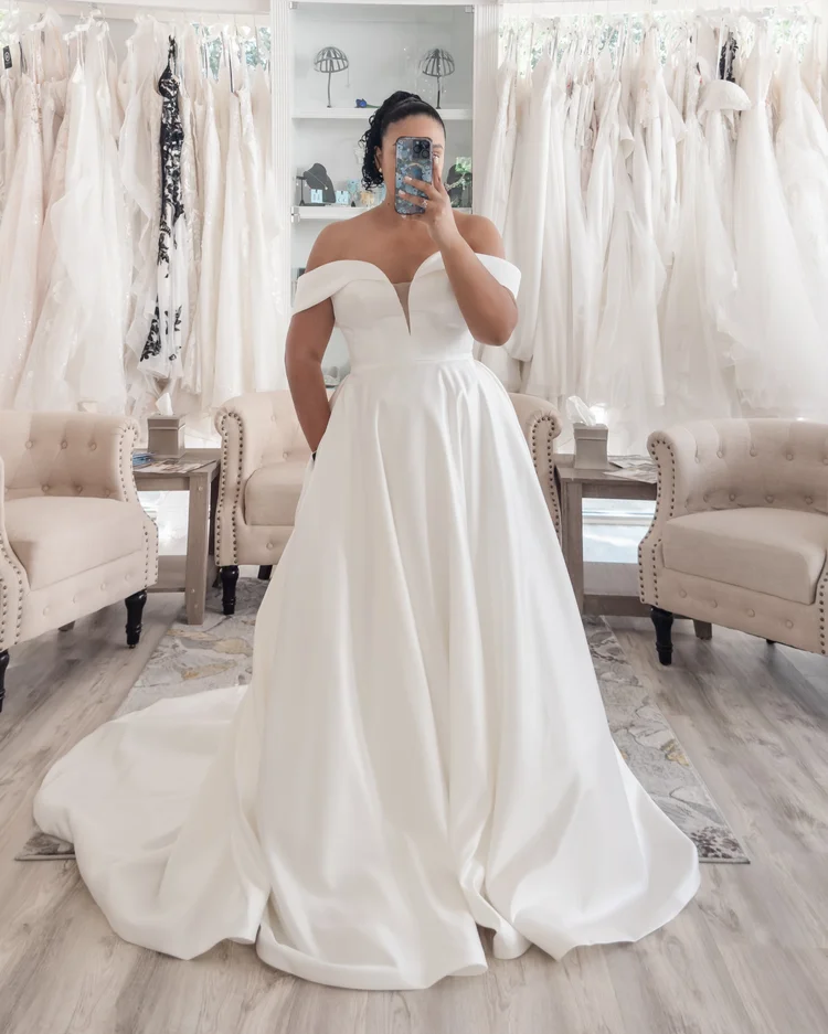 White Blossom Bridal Exclusive Gowns Wedding Dresses Orlando: White Blossom Bridal White Blossom Bridal Exclusive Gowns Wedding Dresses Orlando: White Blossom Bridal