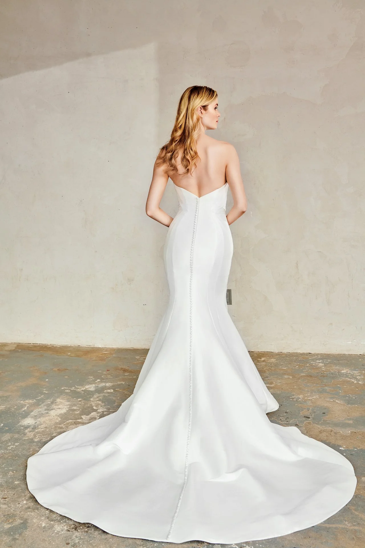 Avery - Full back.jpg