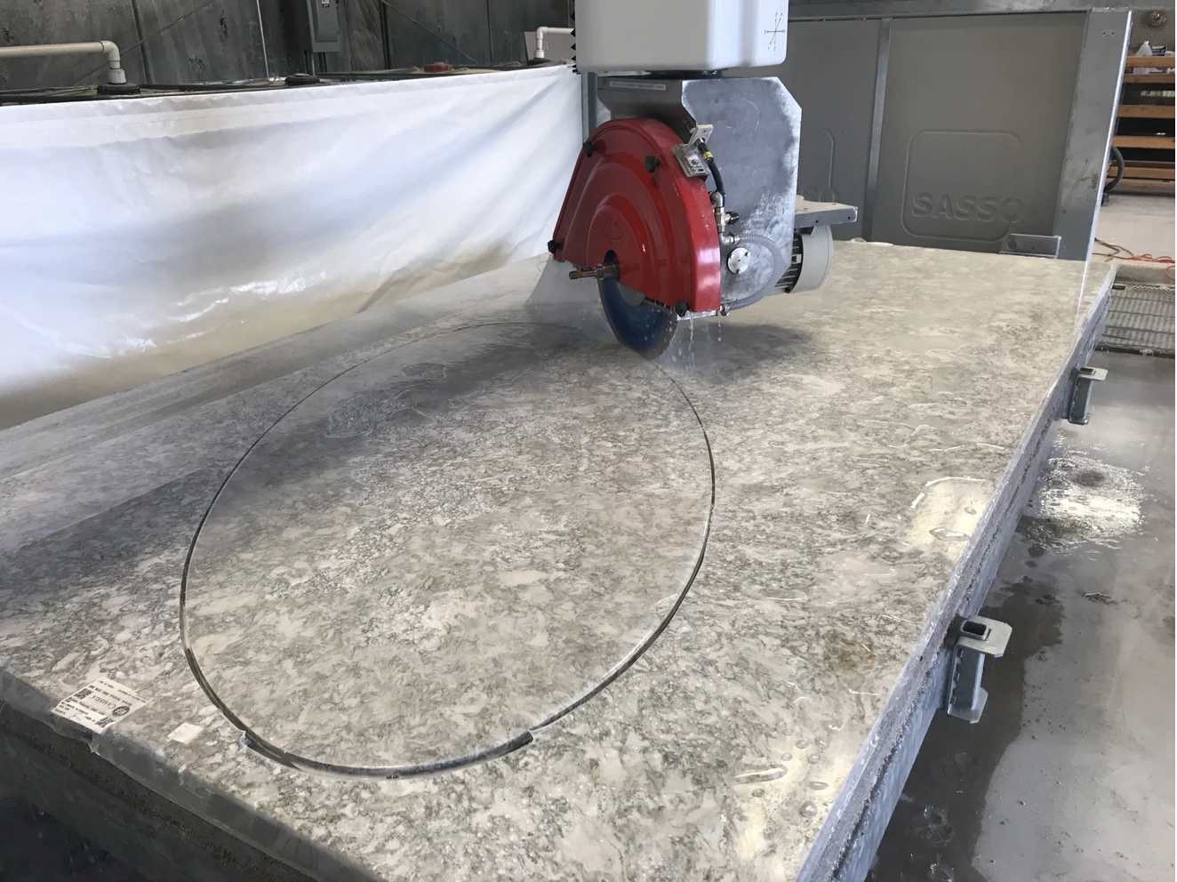 Sasso 25HP K600 Extreme Fully-Automatic 5 Axis CNC Sawjet Bridge