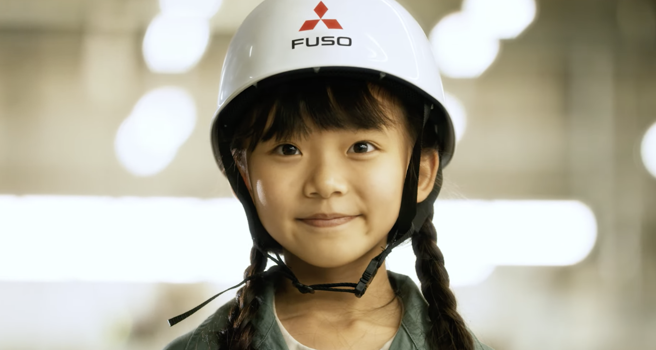 Mitsubishi Fuso: "Built with Heart" CM