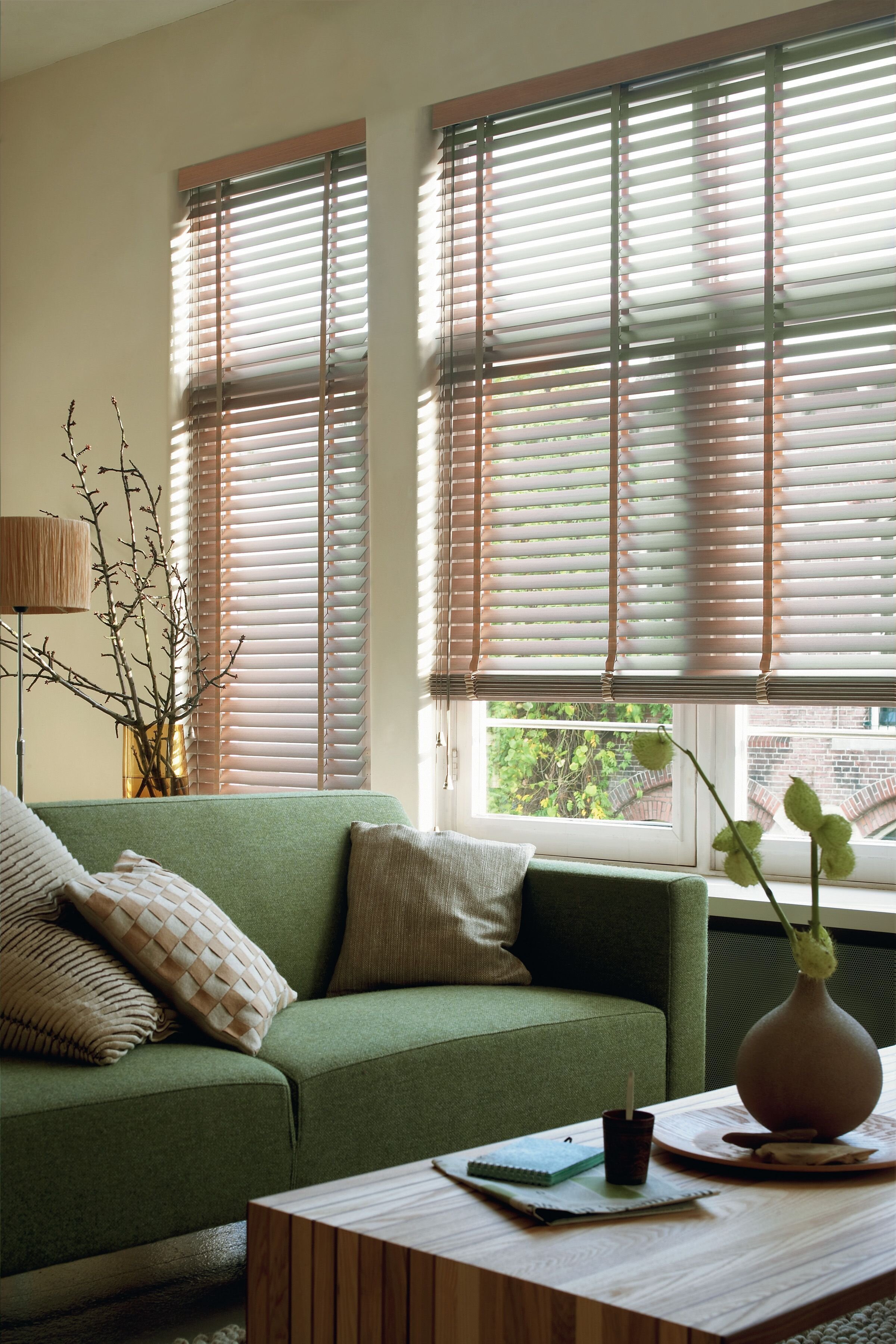 WOOD VENETIAN BLINDS