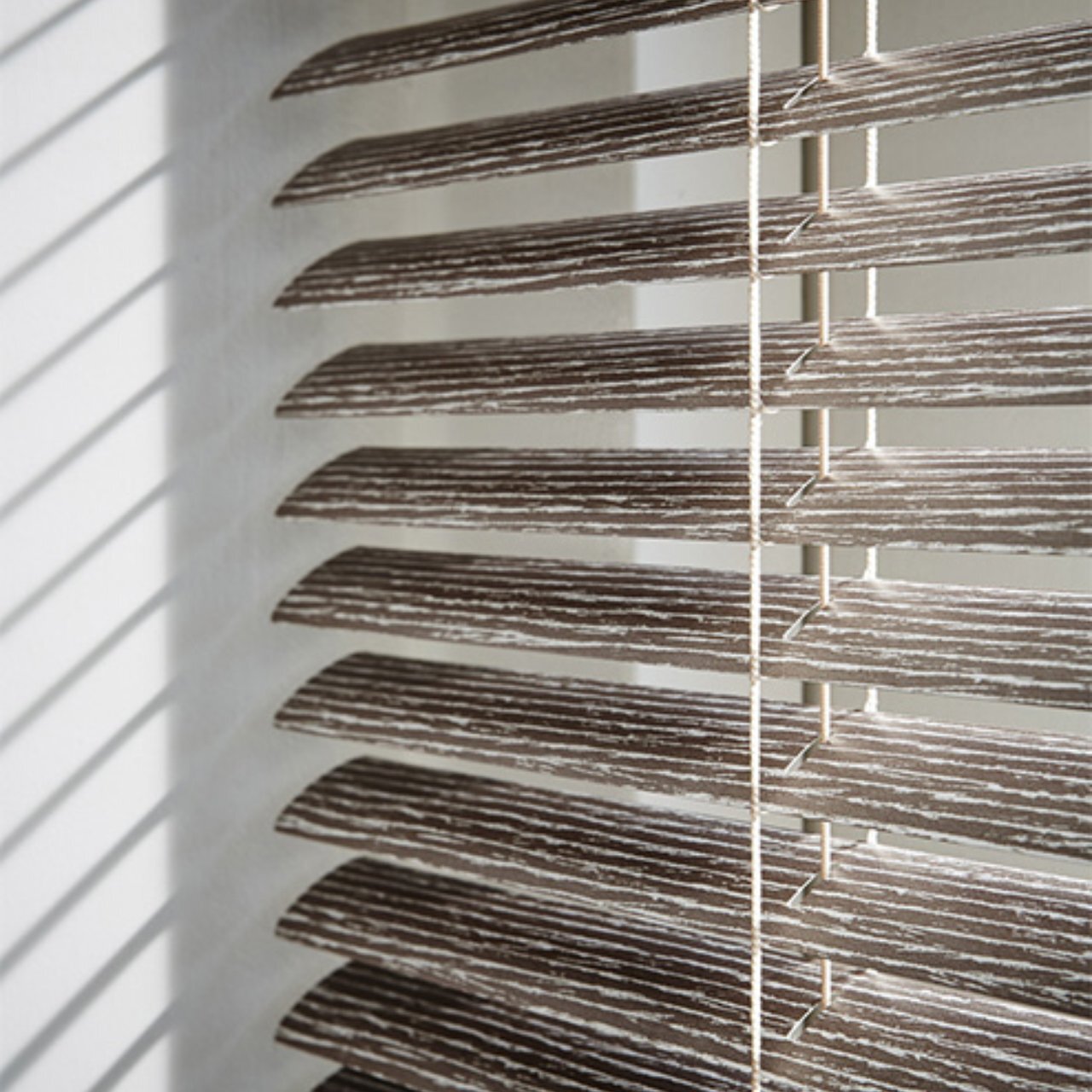 METAL VENETIAN BLINDS