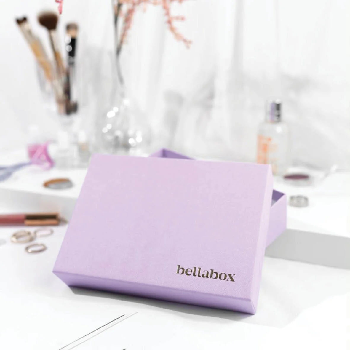 BellaBox Swipe Study4.jpg
