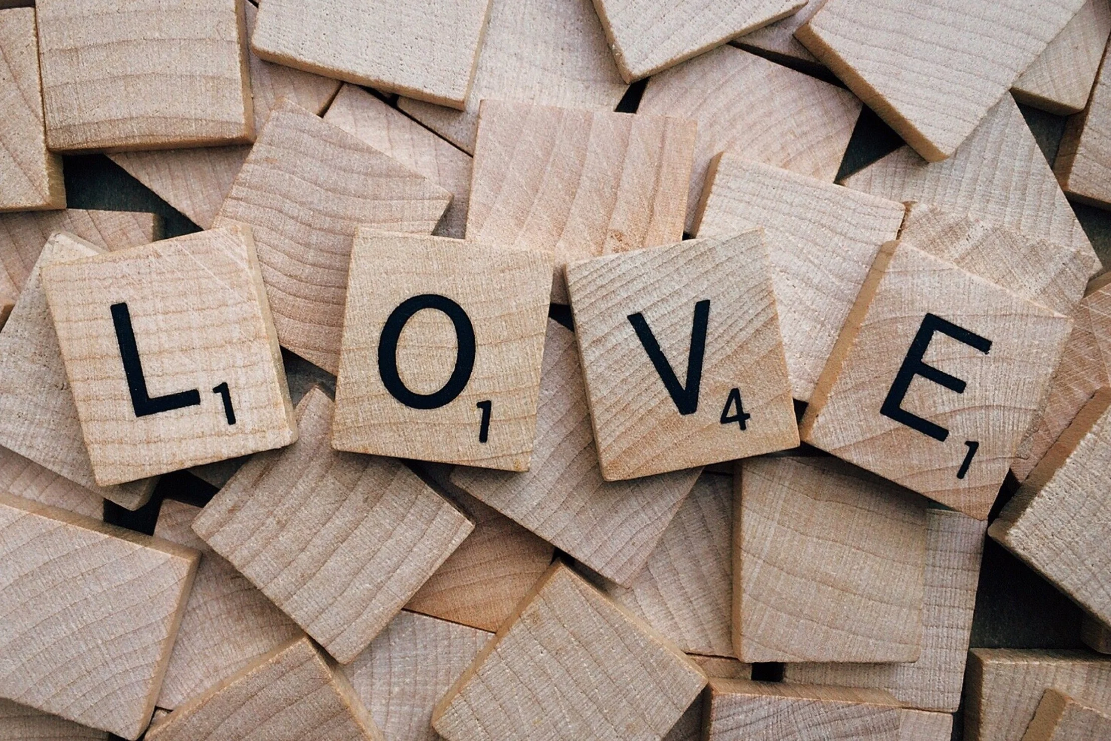 love-scrabble-wood-208099.jpg