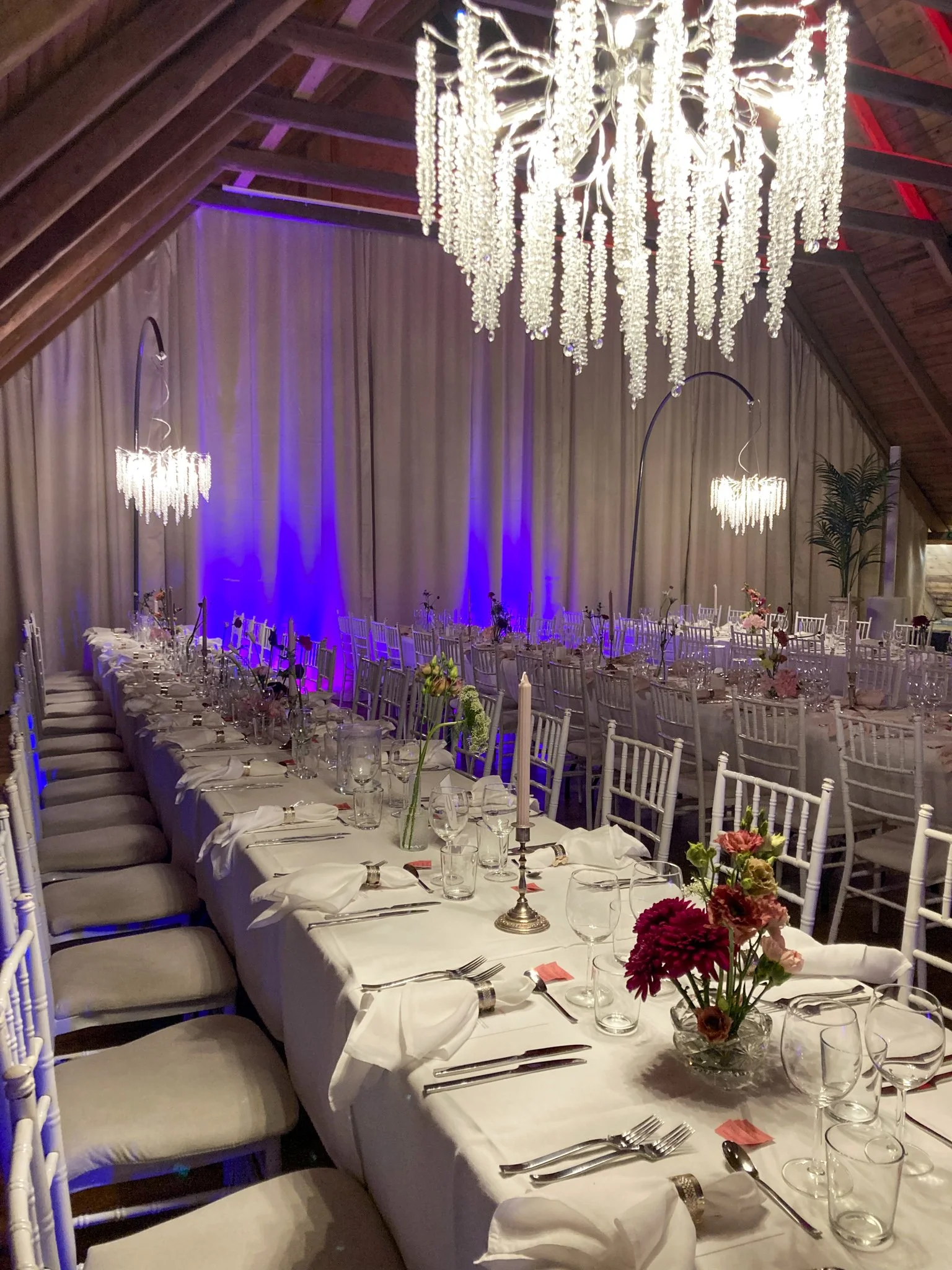 Bröllop lyxig lada.jpg