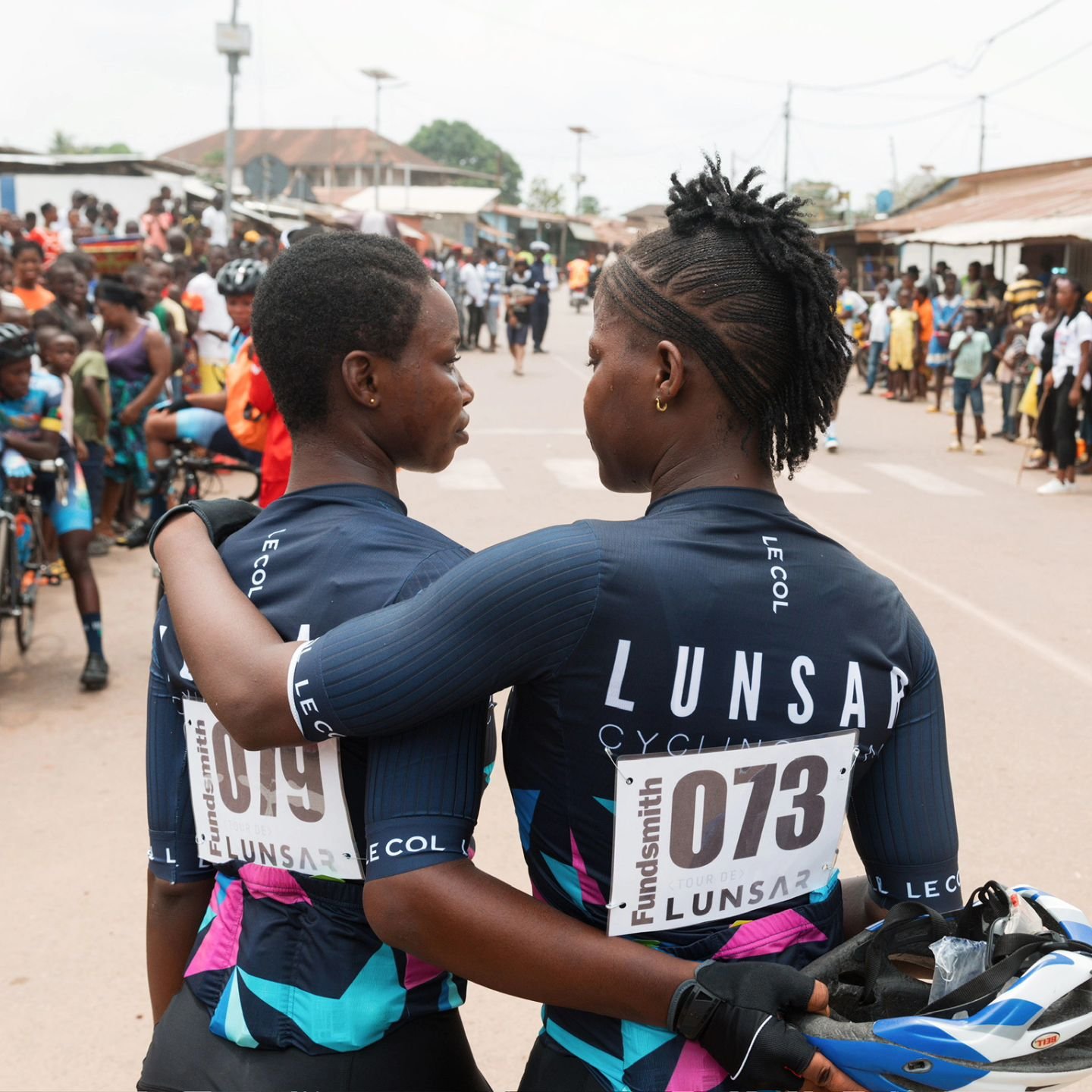 🇸🇱📸 Photo of the day p/b @gozwift 📸🇸🇱

Today felt like a new beginning in west African women's cycling. Huge respect to all our athletes who raced, including Kadie and Yainkain pictured here sharing a moment after the finish. 

📸 @mattgrayson_