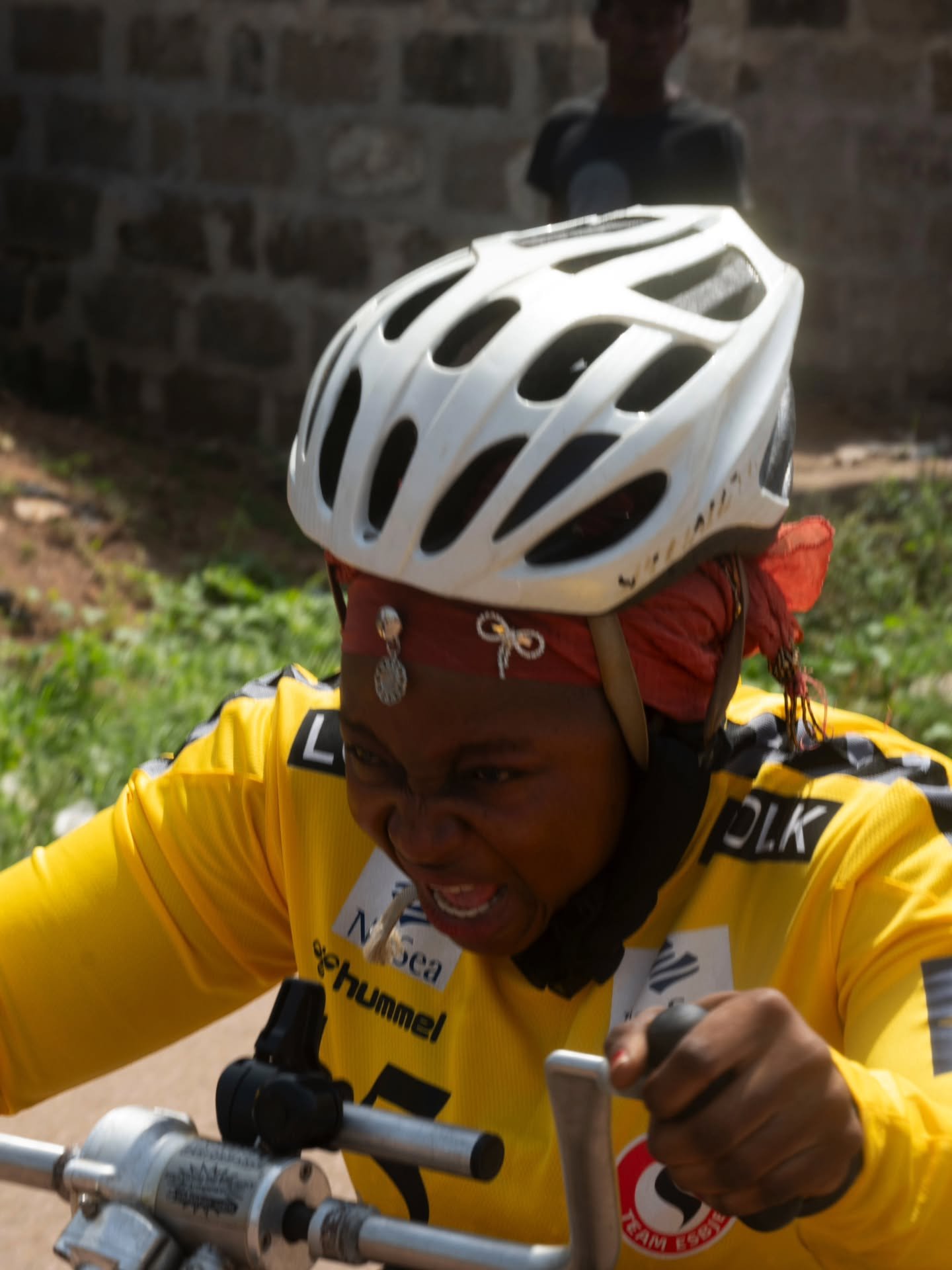 Bike racing returned to Lunsar Town today!

We saw fierce competition across U19, hand-cycle and U12 categories, and heroic performances across them all. 

@kanuvisuals was there to capture the action. 

#lunsarcycling #tourdelunsar