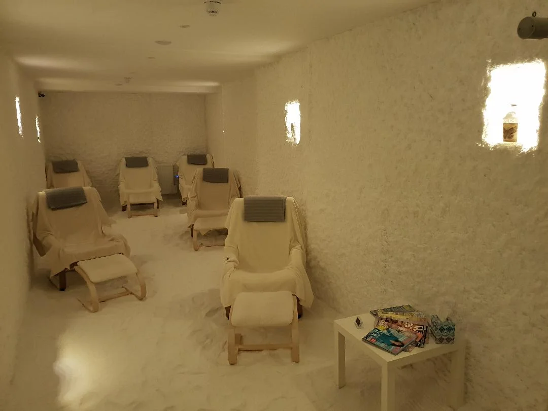 adult cave lights down.jpeg