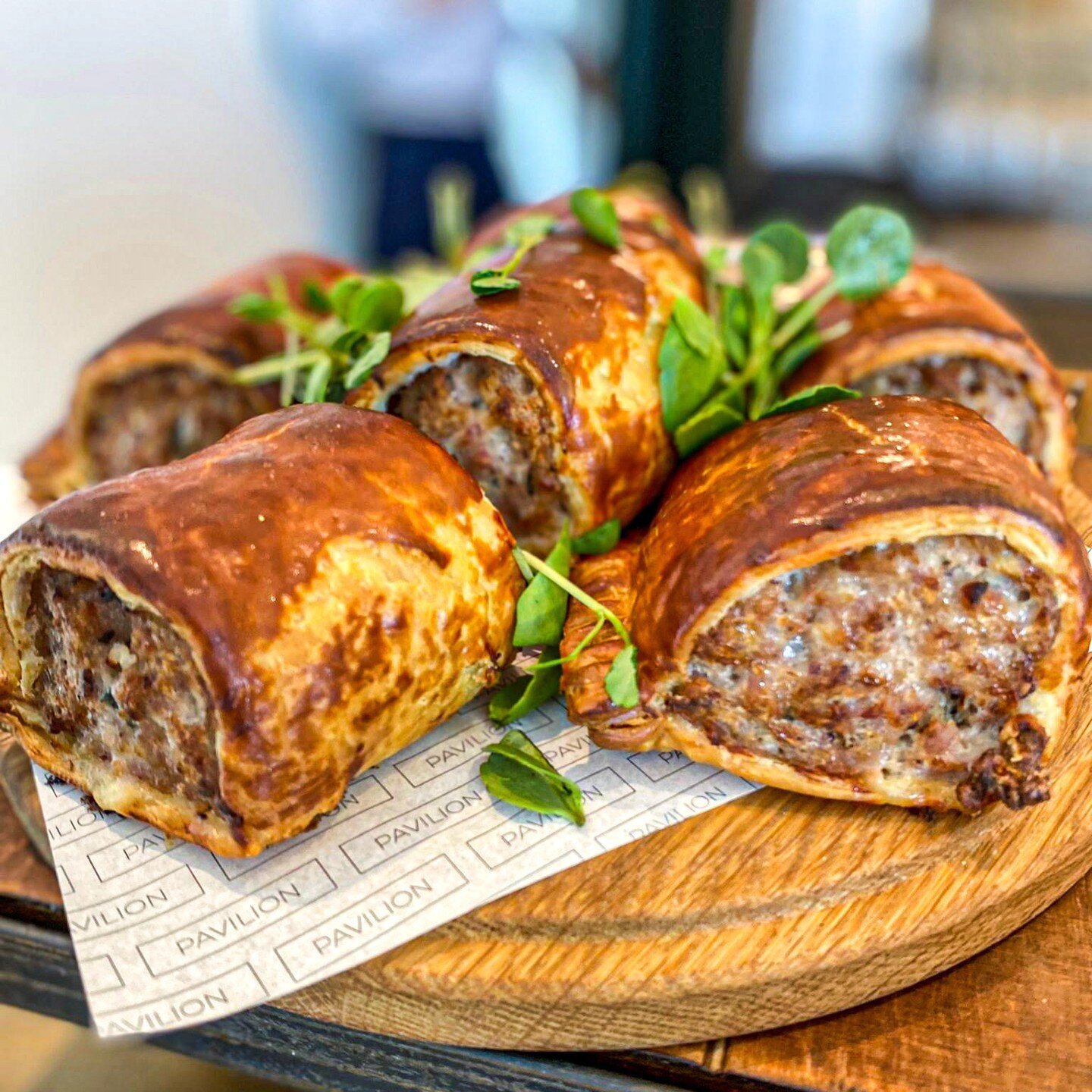 We love a proper sausage roll! The staple protein on many of our salad bars 😍 

#eatwell
#havefun
#promisesdelivered