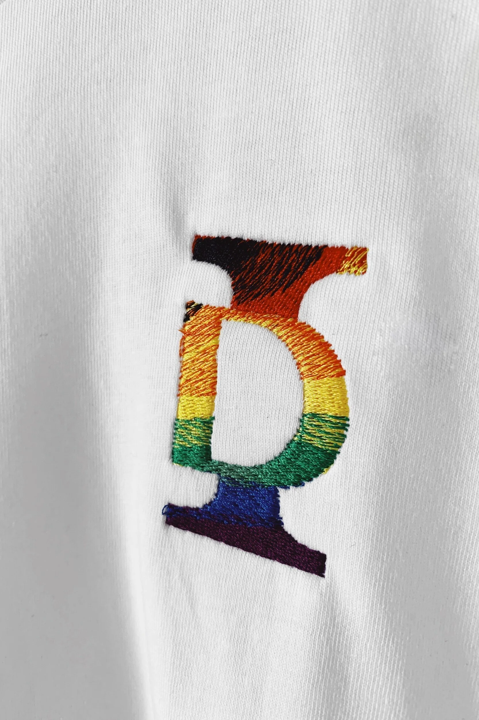 7AB97C6D-410F-4E39-8FD3-6E68EB5702BD