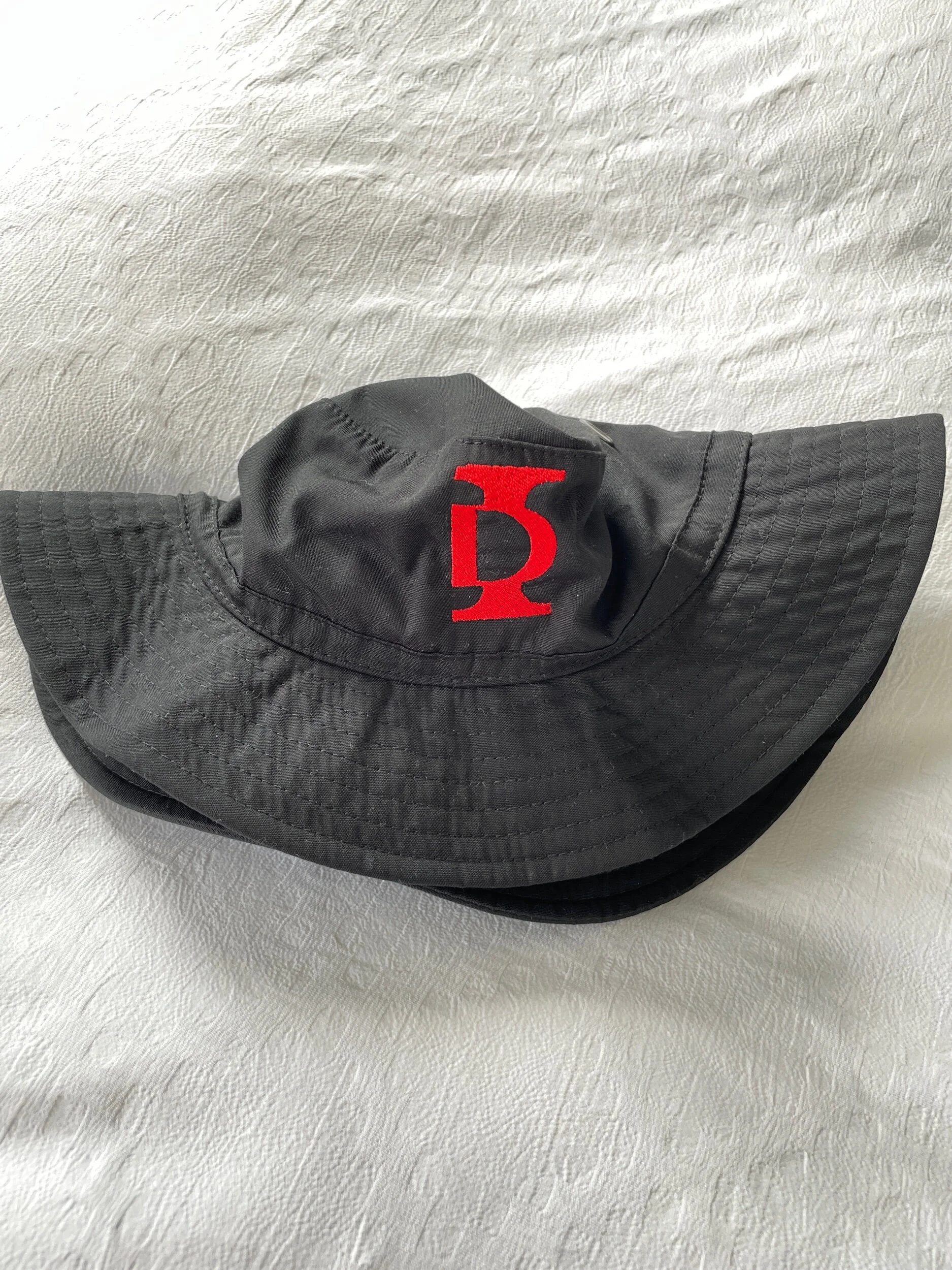 9E04DEBC-ABB8-482F-8F63-3FFB603318C7