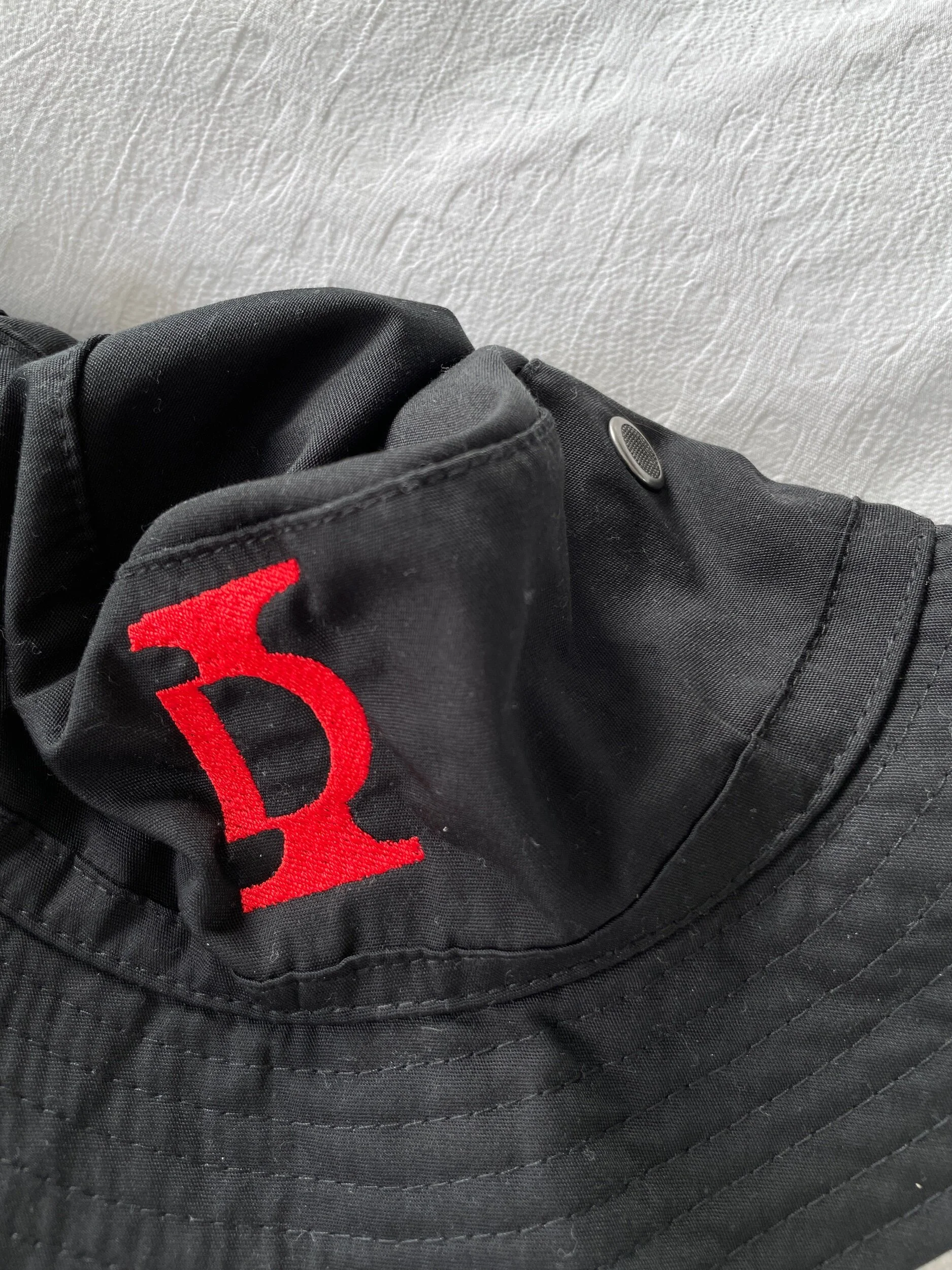 7DE22B30-5AA7-4506-9457-2FB6D4F9F249