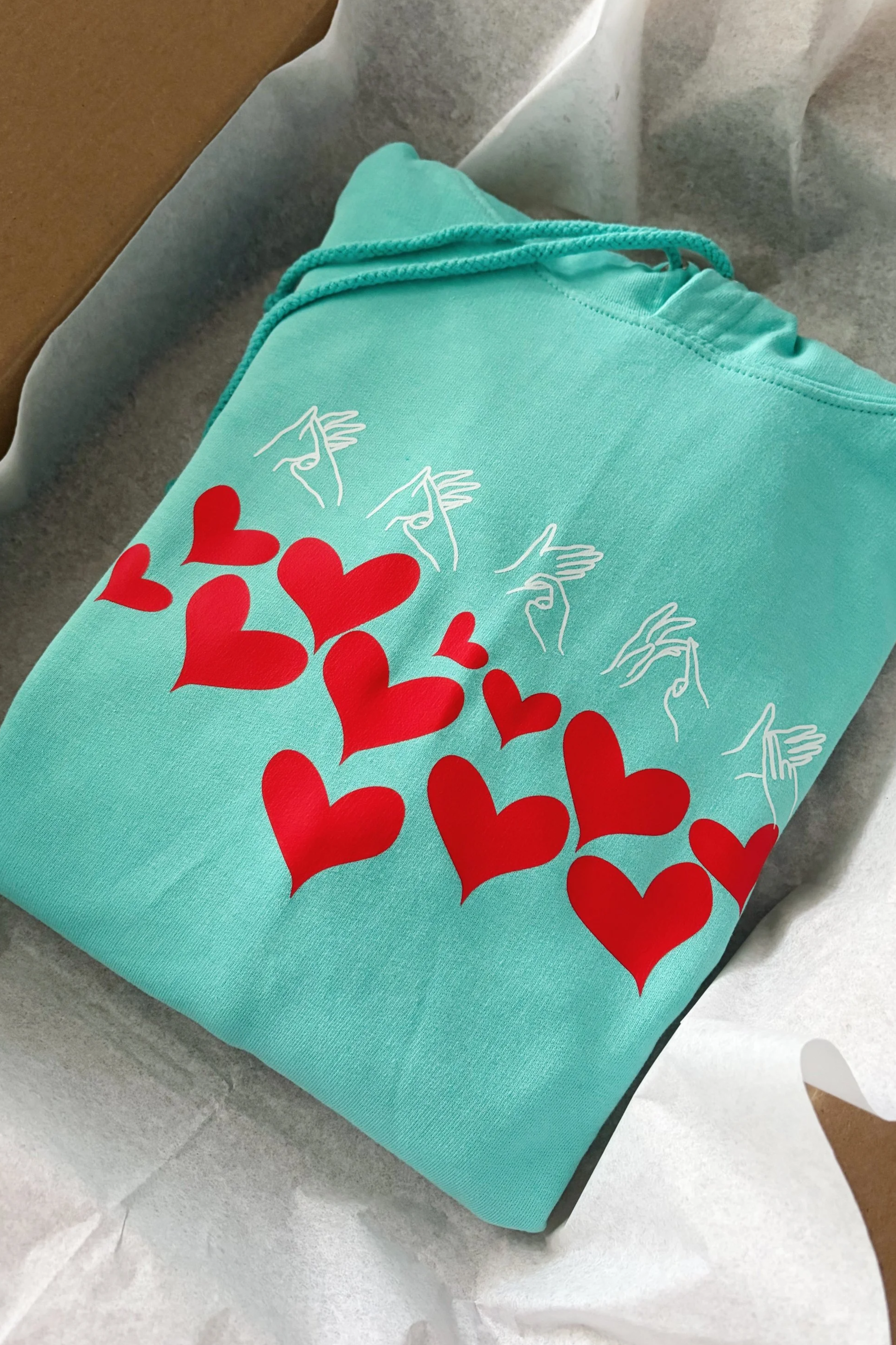 CUSTOM BSL FINGERSPELLING WITH LOVE HEARTS