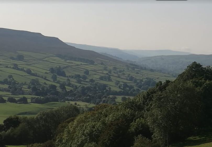 Fremington, Swaledale, Yorkshire.JPG