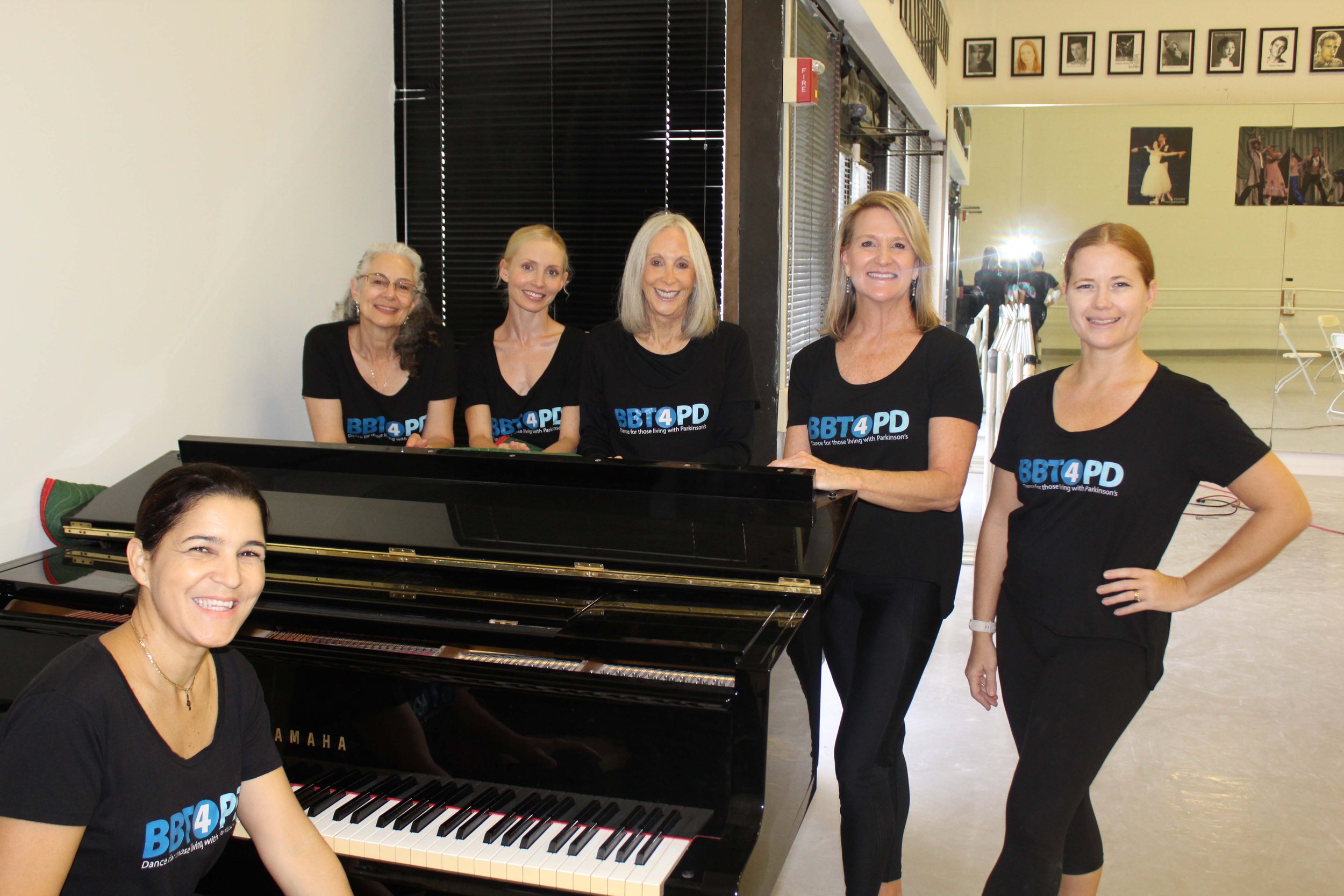 Aly Tejas, Karen Wexler, Amanda Sewell, Judie Steinhardt, Cindy Surman, and Ines Lopez. Judi Stewart and Liz Dudley not pictured.