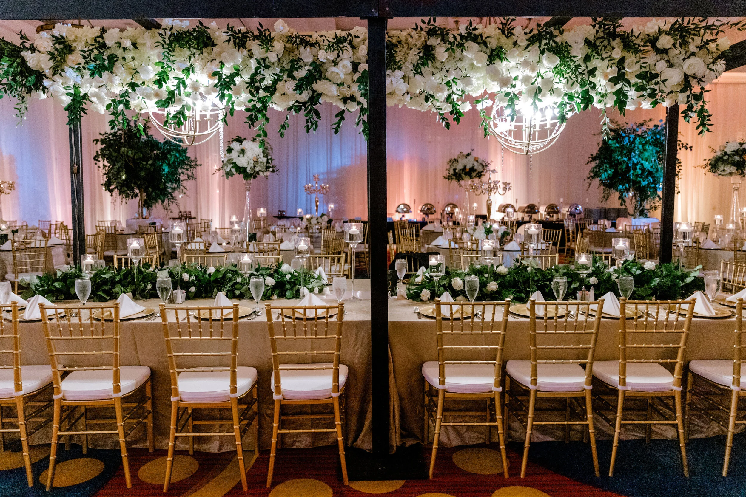  Head table overhead arrangements 