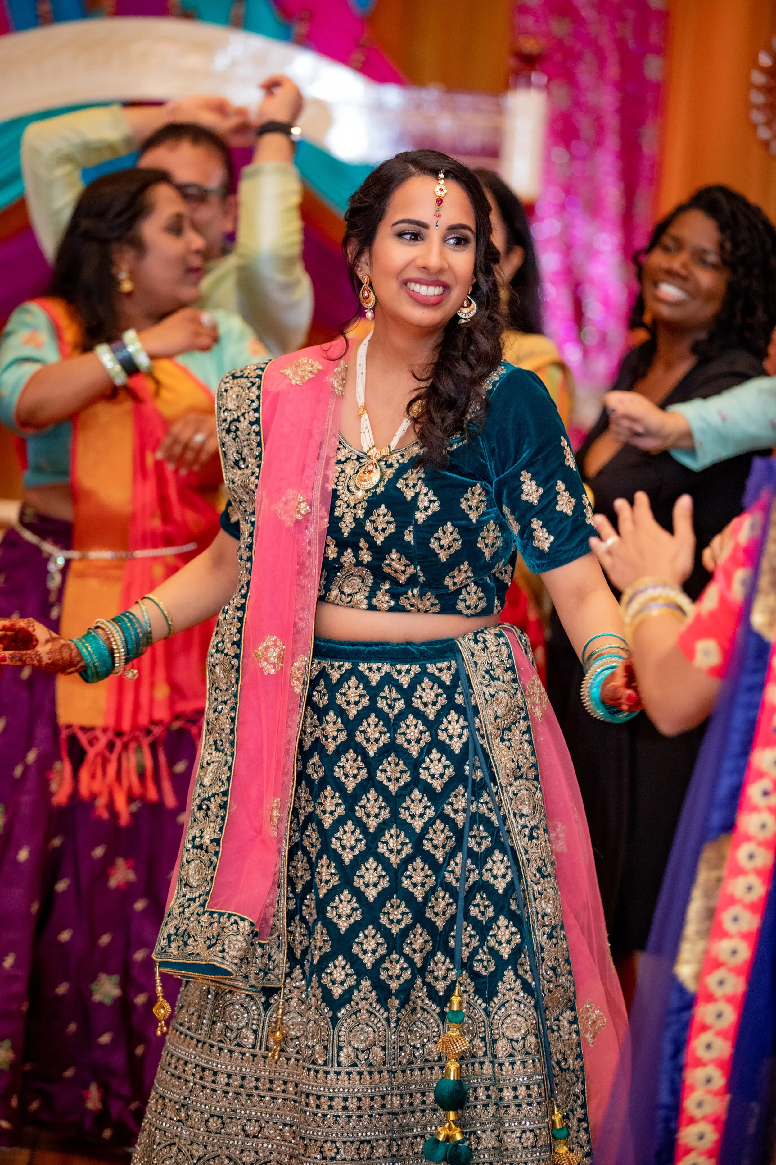 DP-AshmiJosh-Garba-280.JPG