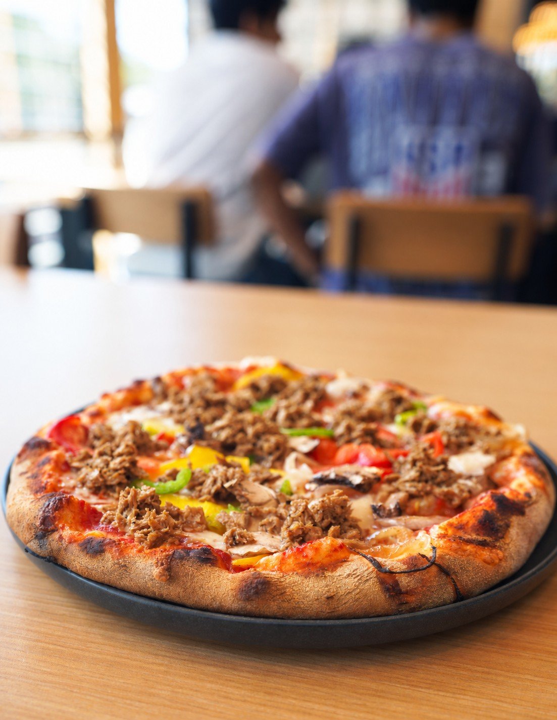 duke-diniing-nadura-pizza.jpg