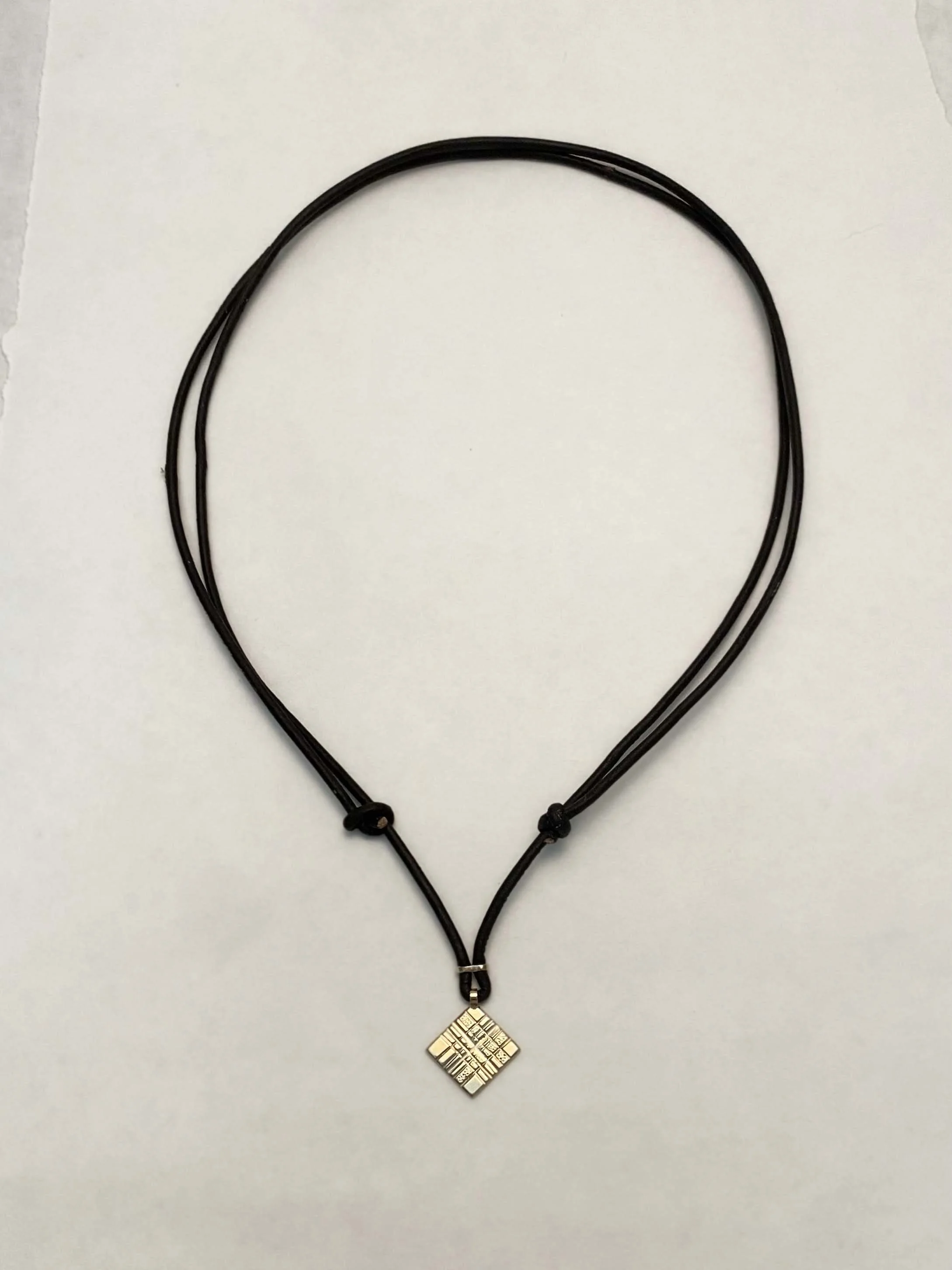 plaid_gold_necklace_short.jpg