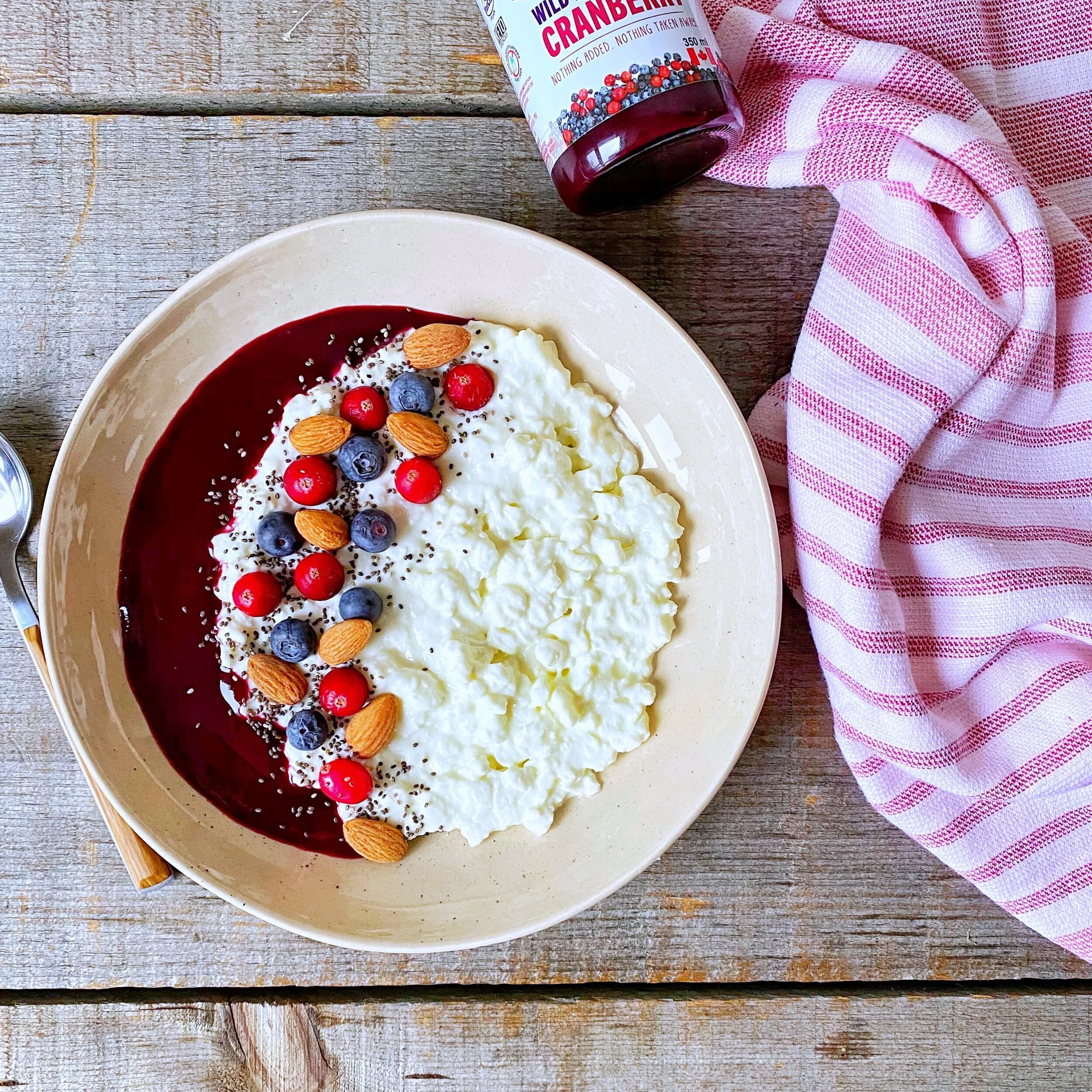 Cranberry Cottage Cheese Bowl 