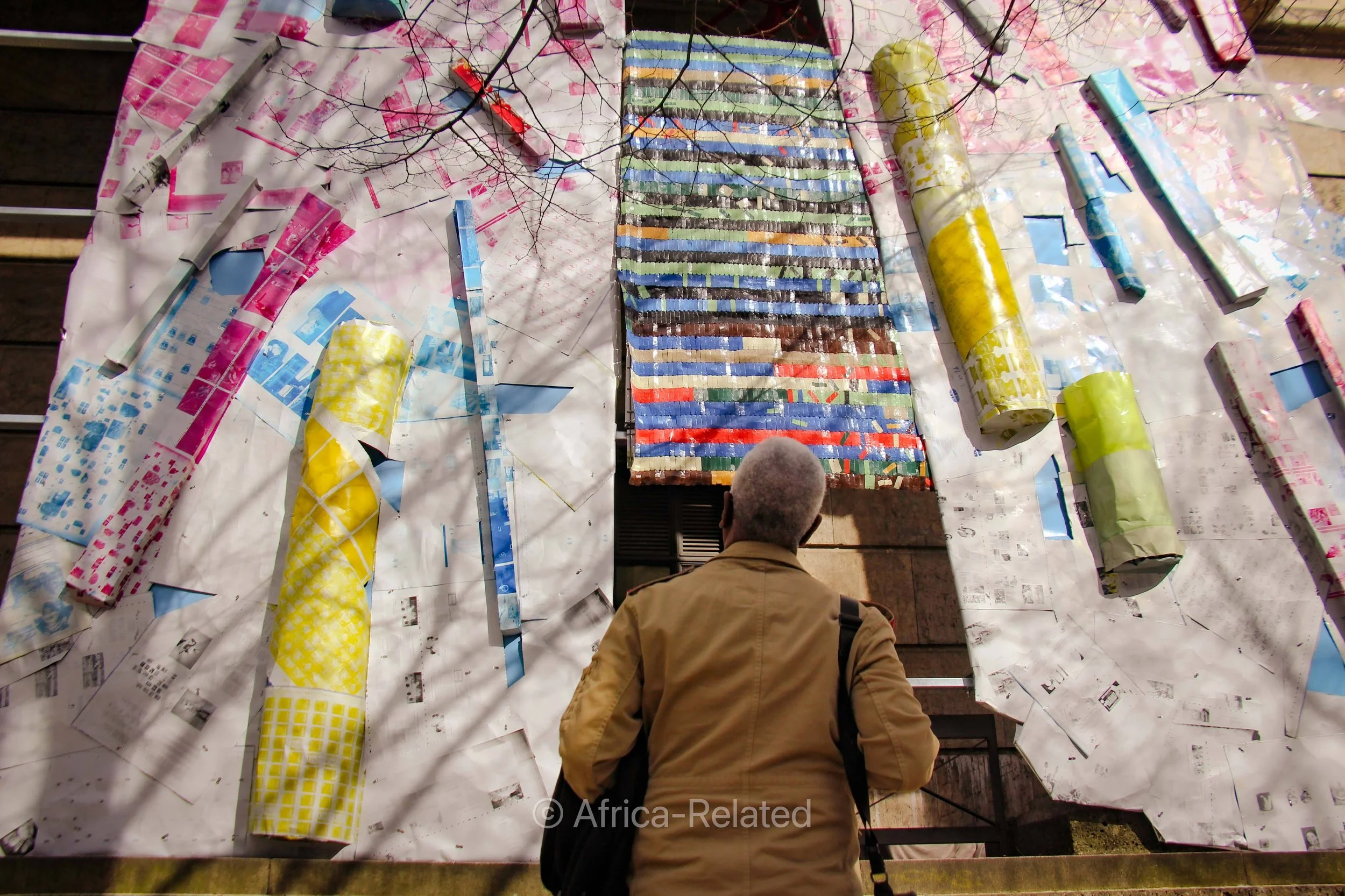 INSTALLATION: El Anatsui's Triumphant Scale Munich