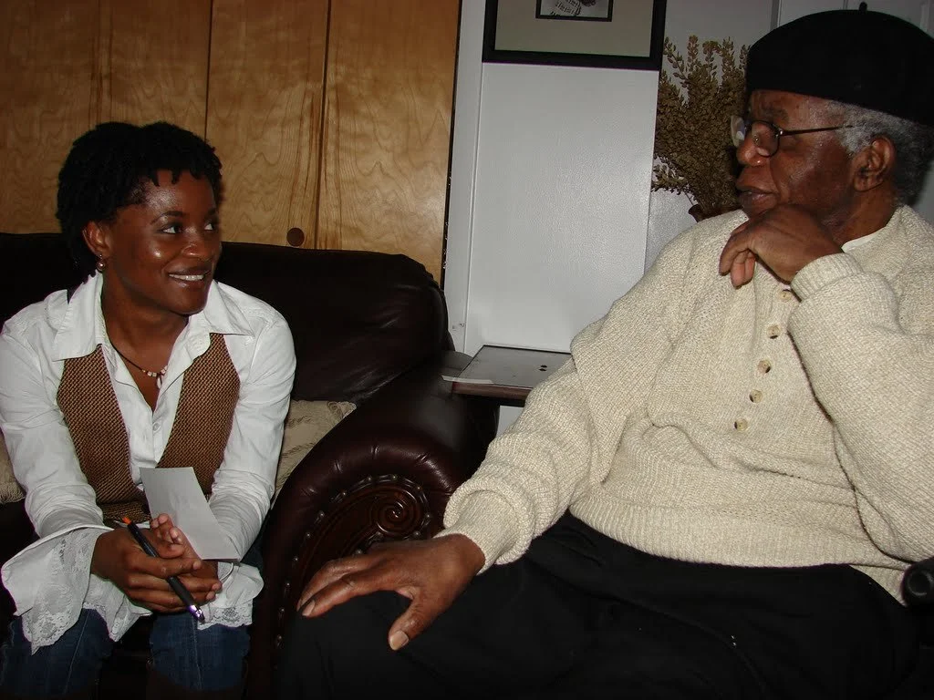 Oyiza interviewing Chinua Achebe.jpg